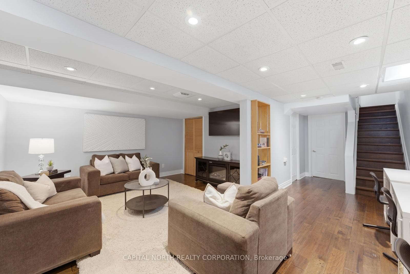 56 Michelle Drive, Vaughan, ON L4L 9B9