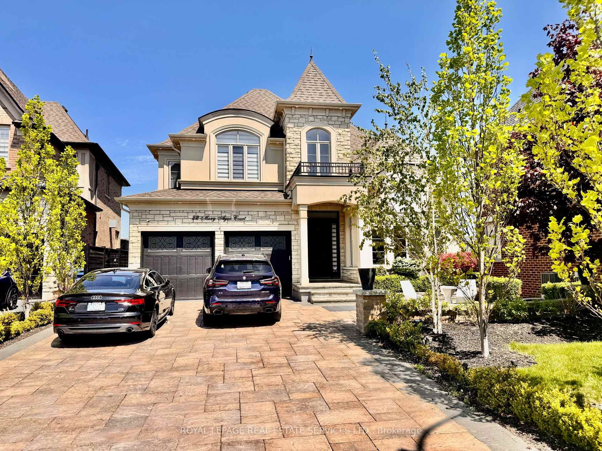 22 Mary Agar Court, King, ON L7B 0N8