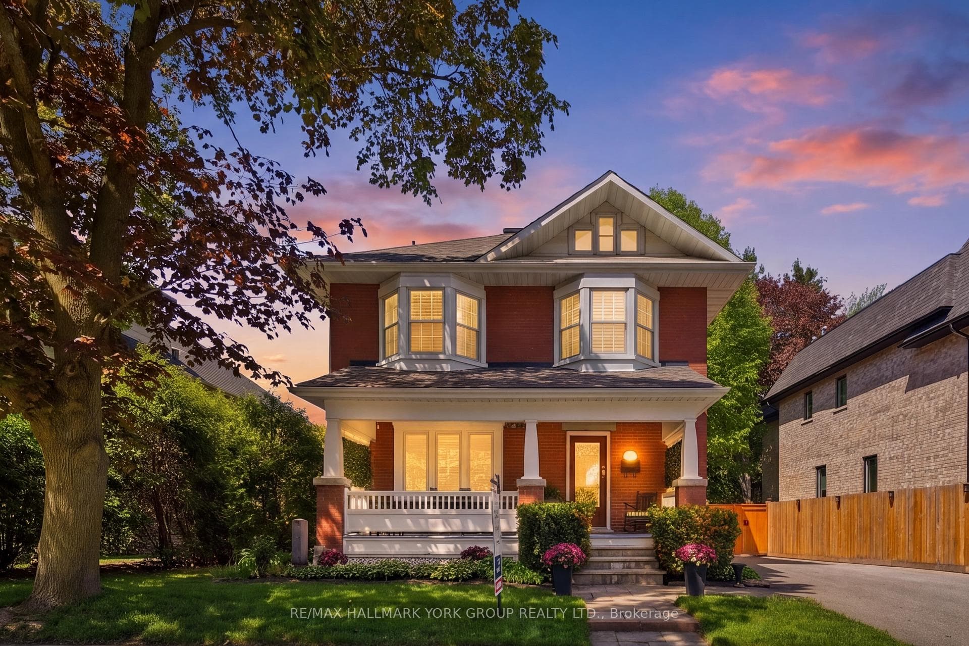 142 Temperance Street, Aurora, ON L4G 2R4
