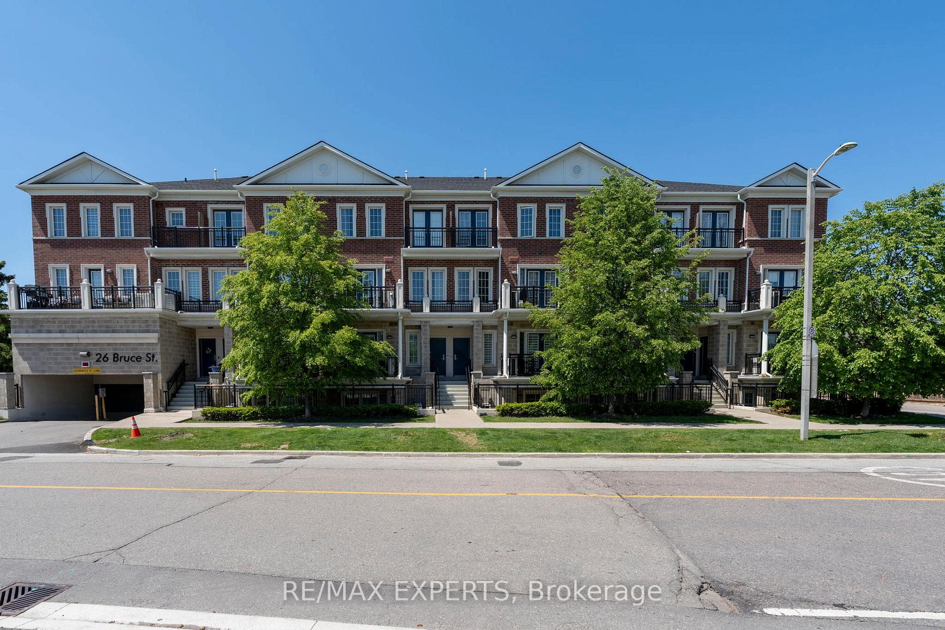 26 Bruce Street A04, Vaughan, ON L4L 0H4