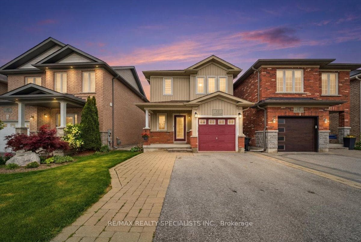 41 Armstrong Crescent, Bradford West Gwillimbury, ON L3Z 0L1