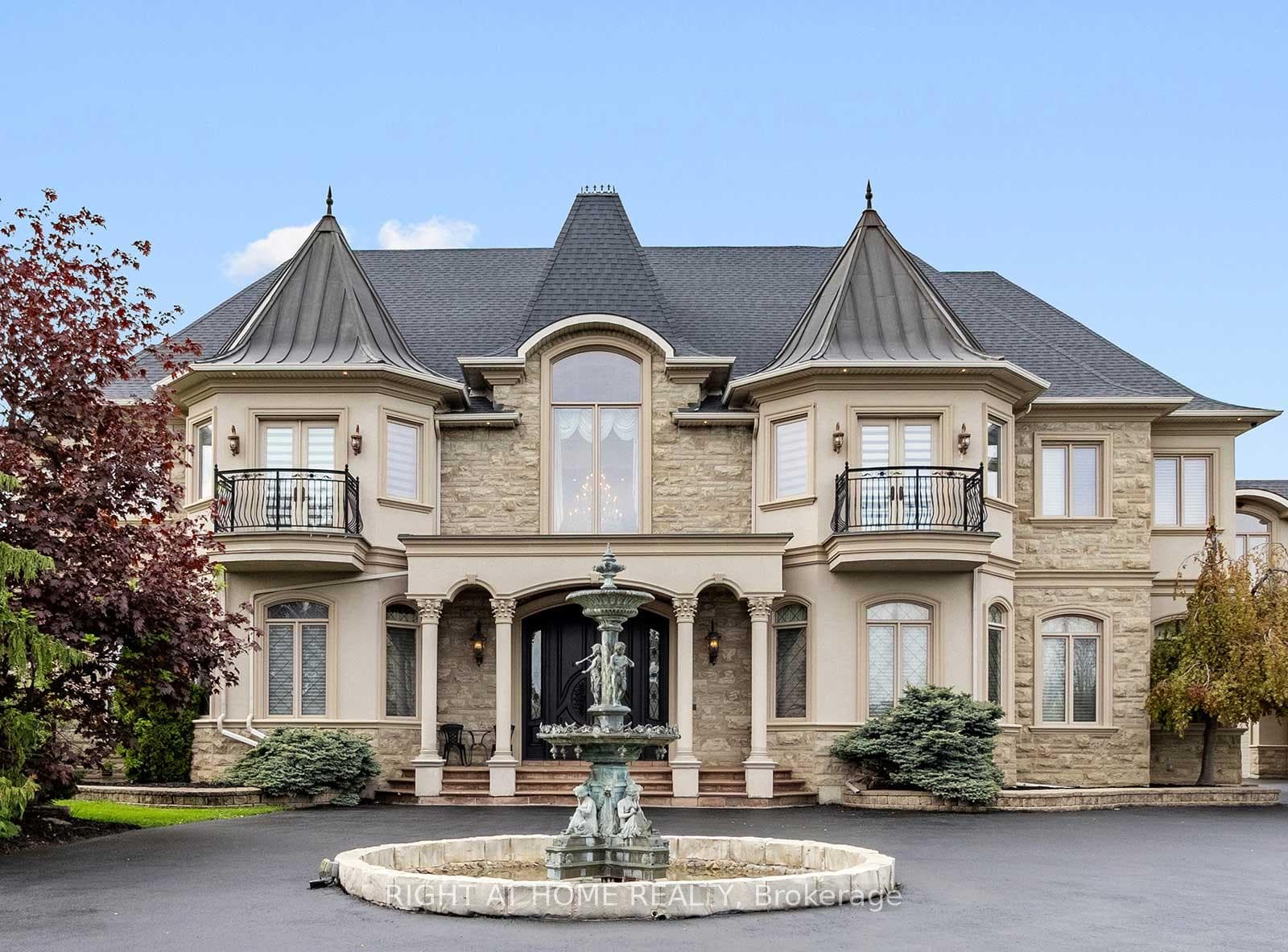 100 Rocmary Place, Vaughan, ON L4L 8Z1