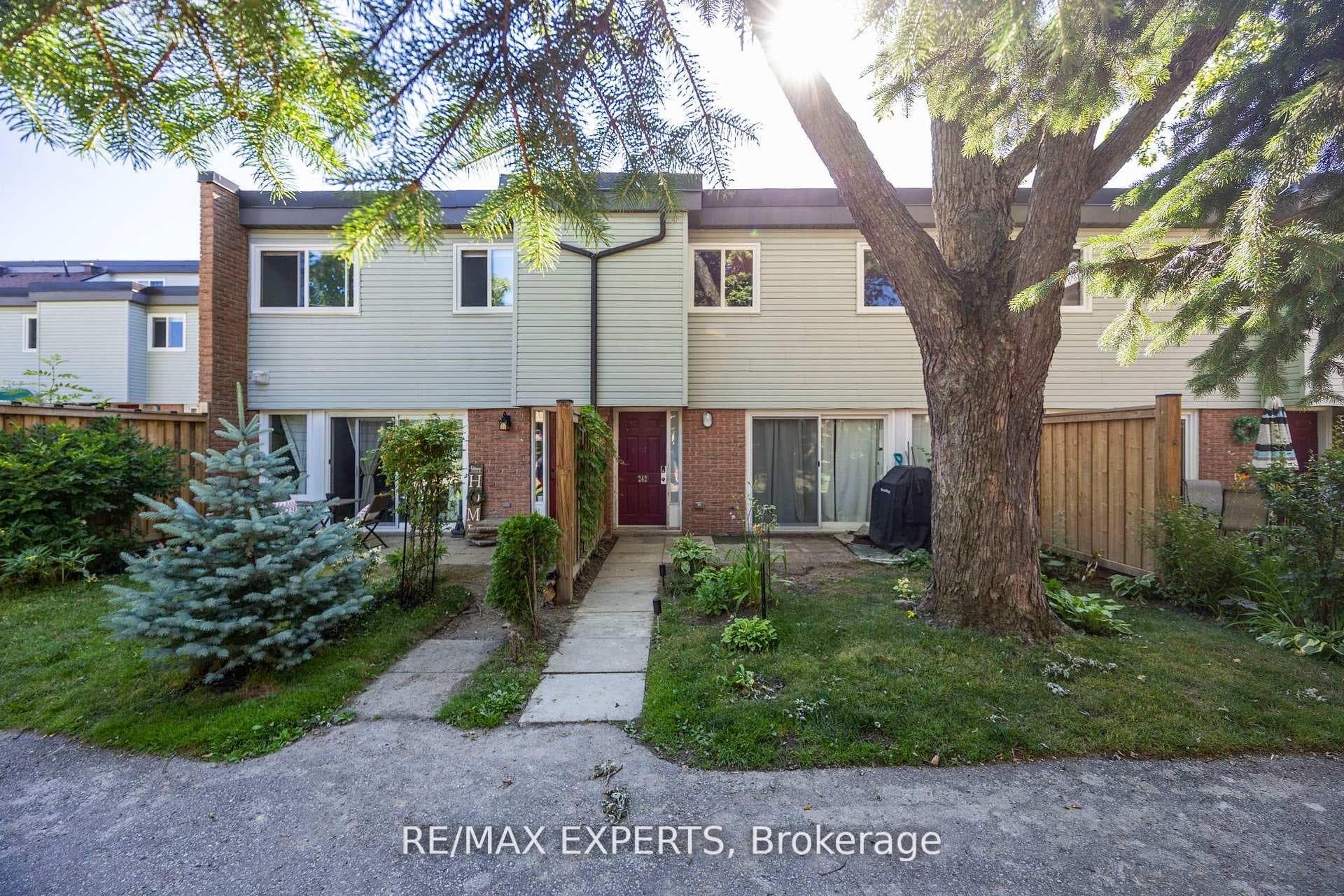 242 Milestone Crescent, Aurora, ON L4G 3M2