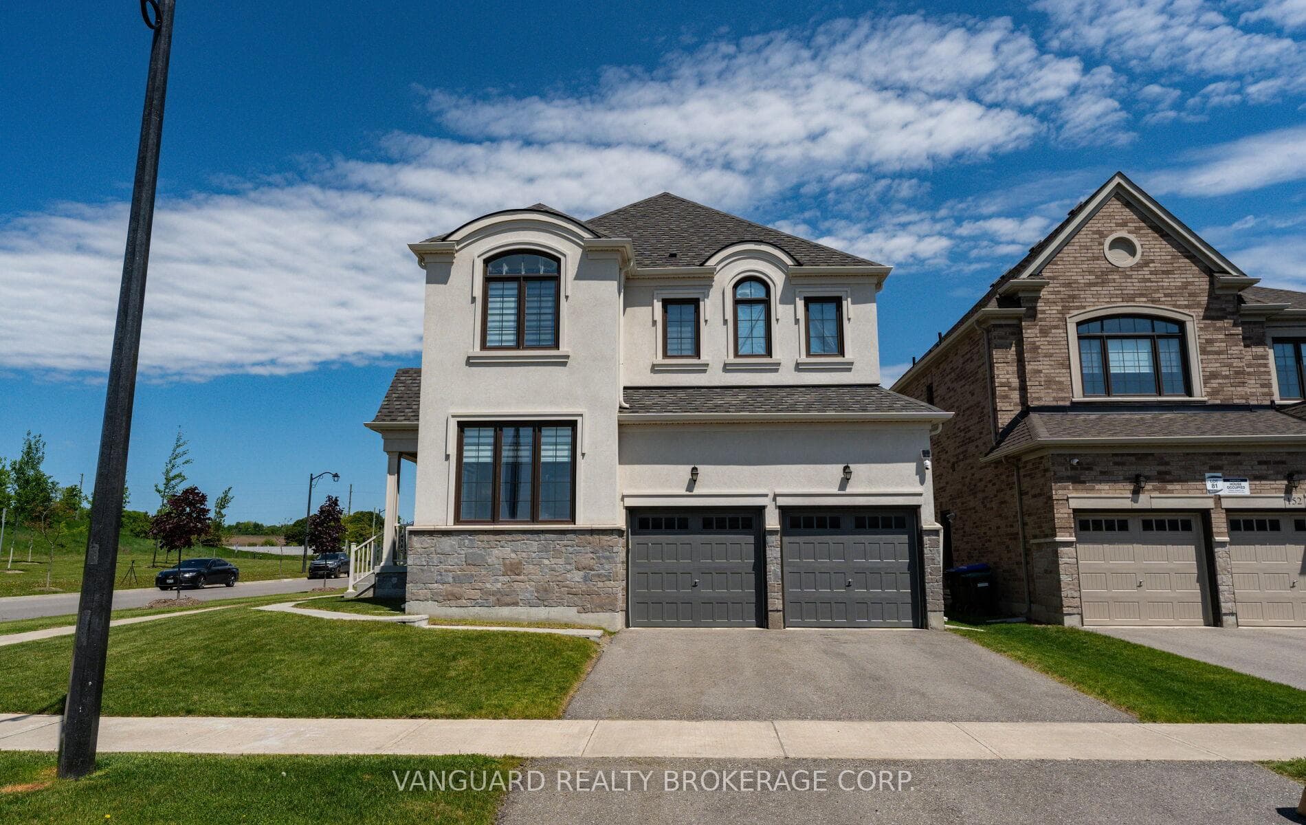 158 Scarlet Way, Bradford West Gwillimbury, ON L3Z 4J2