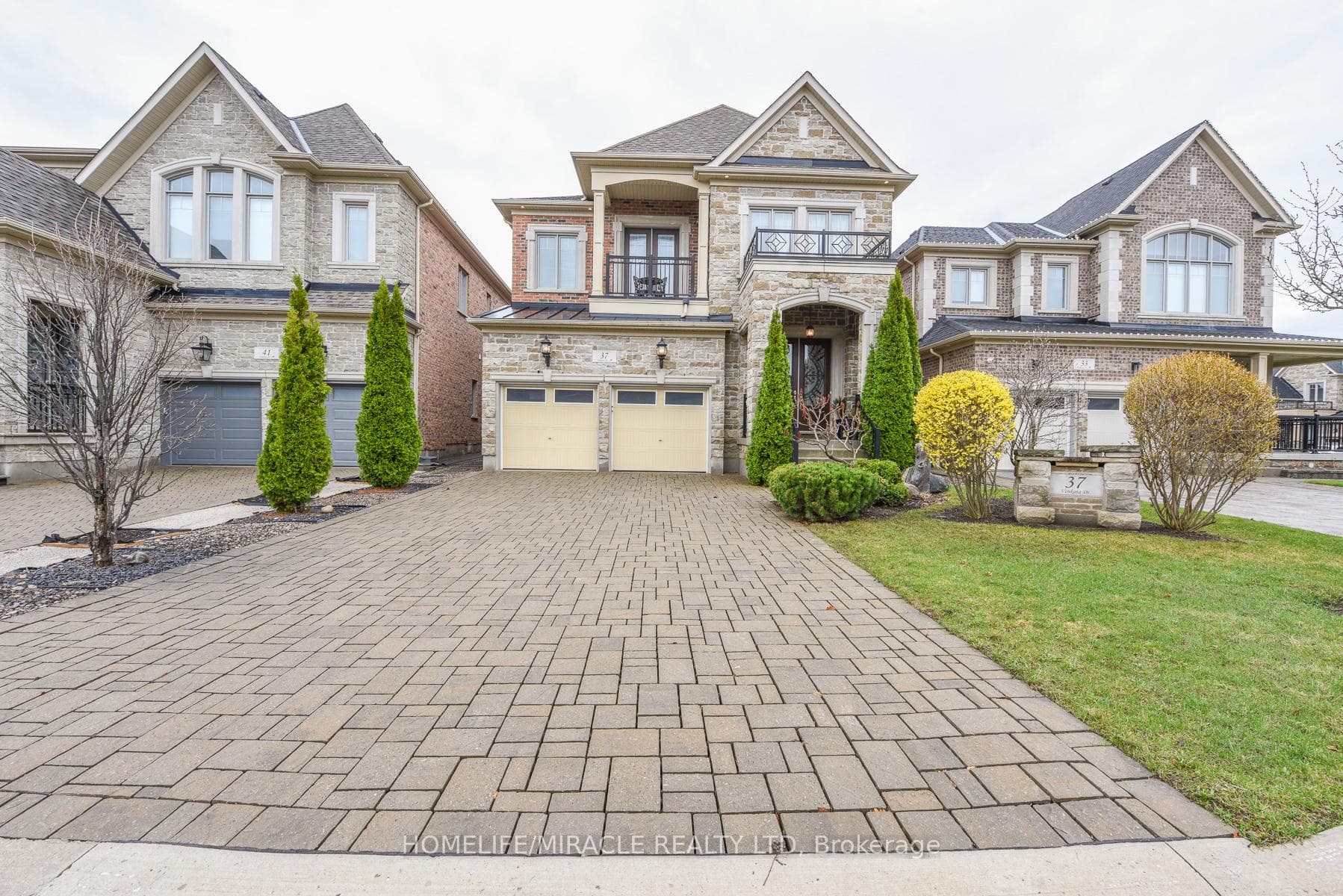 37 Venkata Drive, Vaughan, ON L4H 3X9