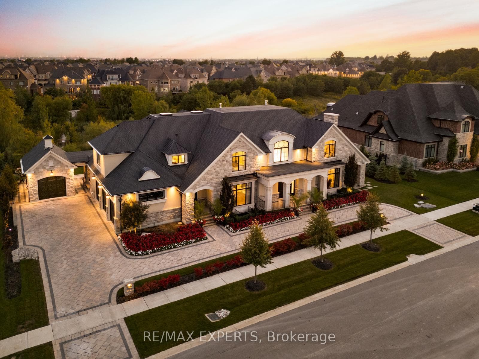 205 Northern Pines Boulevard, Vaughan, ON L4H 4E5