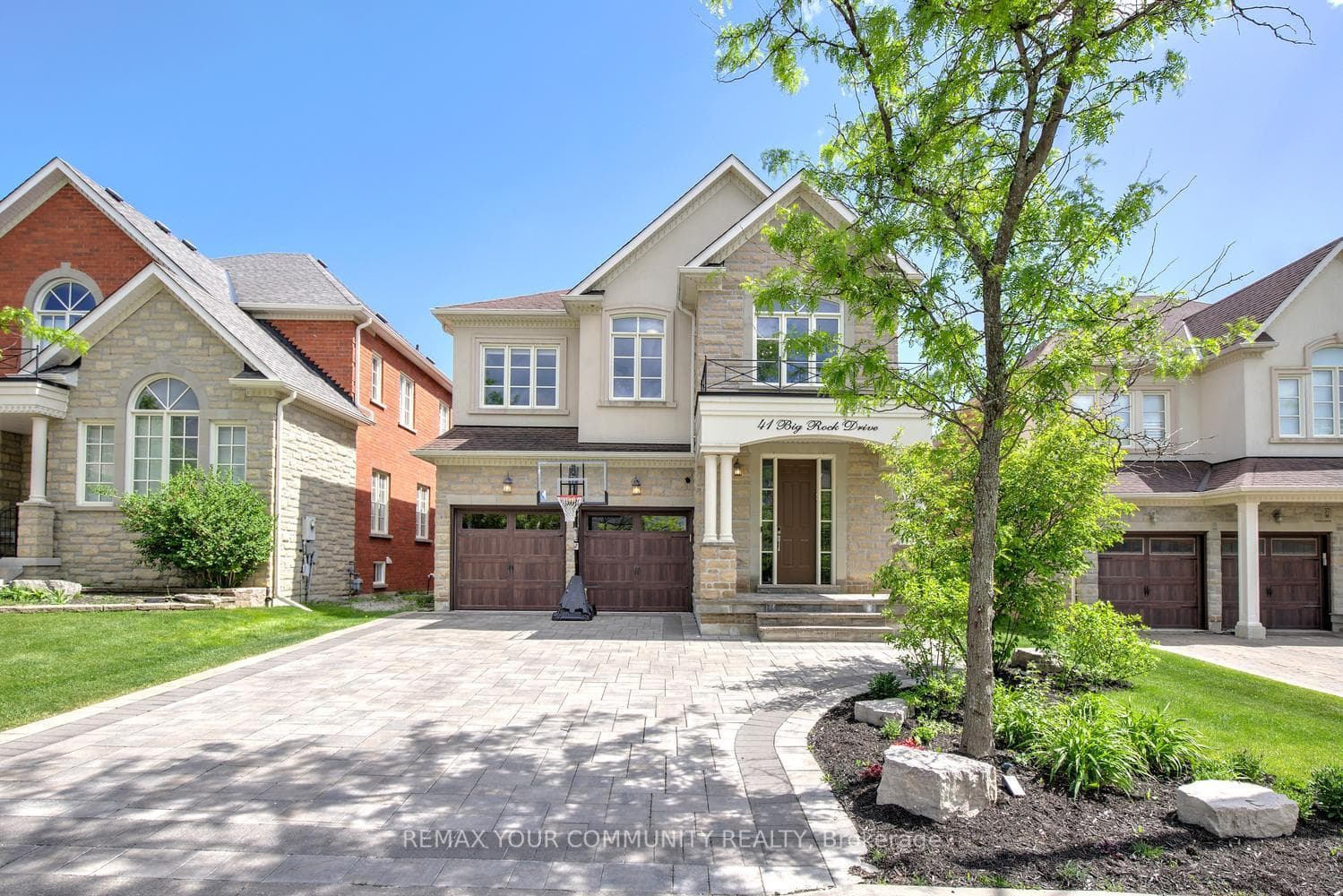 41 Big Rock Drive, Vaughan, ON L6A 0Z4
