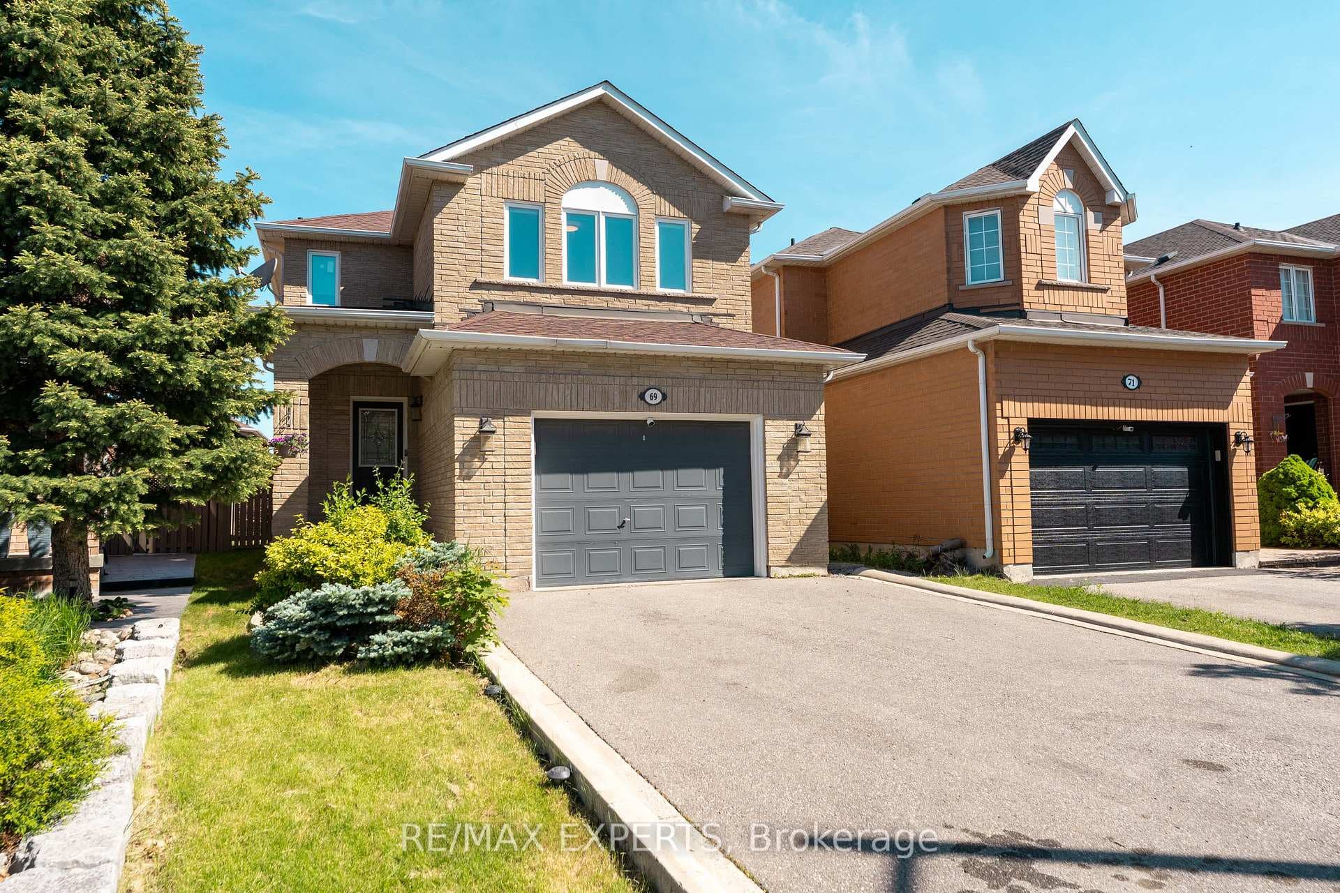 69 Shetland Crescent, Vaughan, ON L6A 3B8