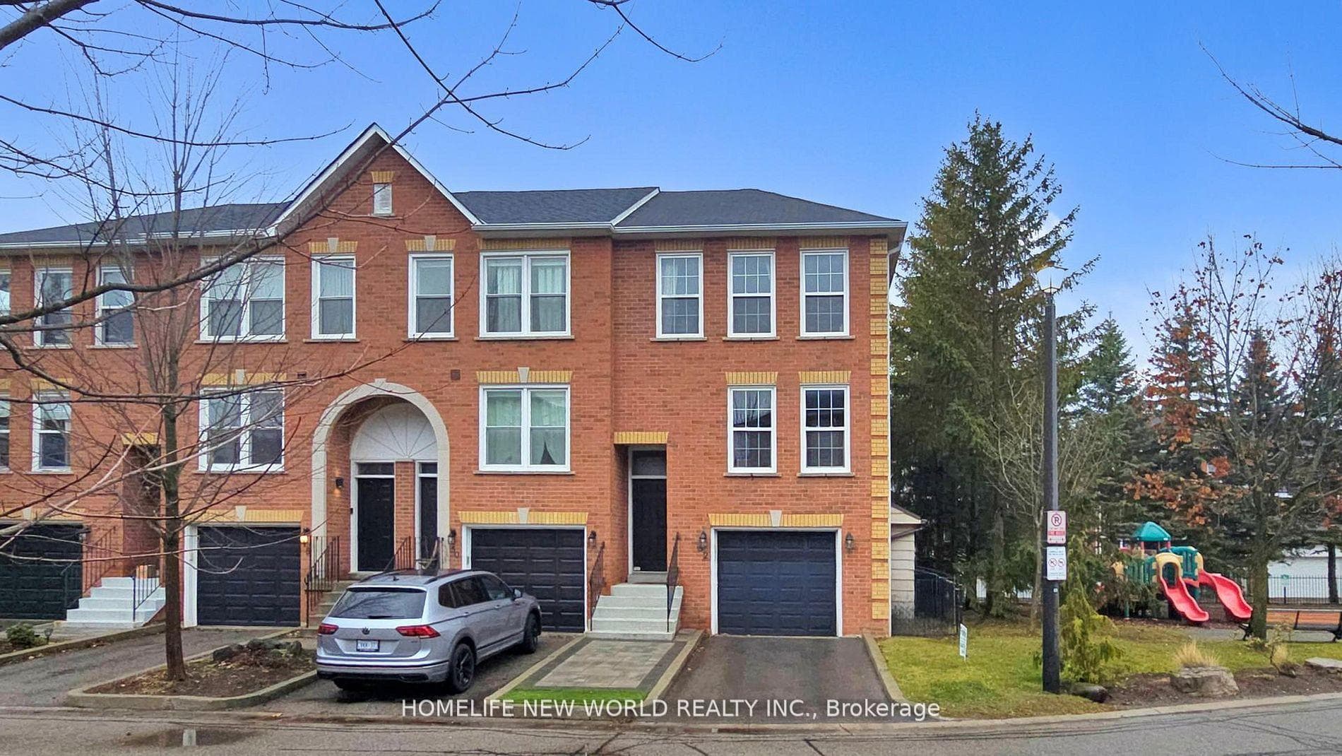 52 Wyatt Lane 20, Aurora, ON L4G 7E4