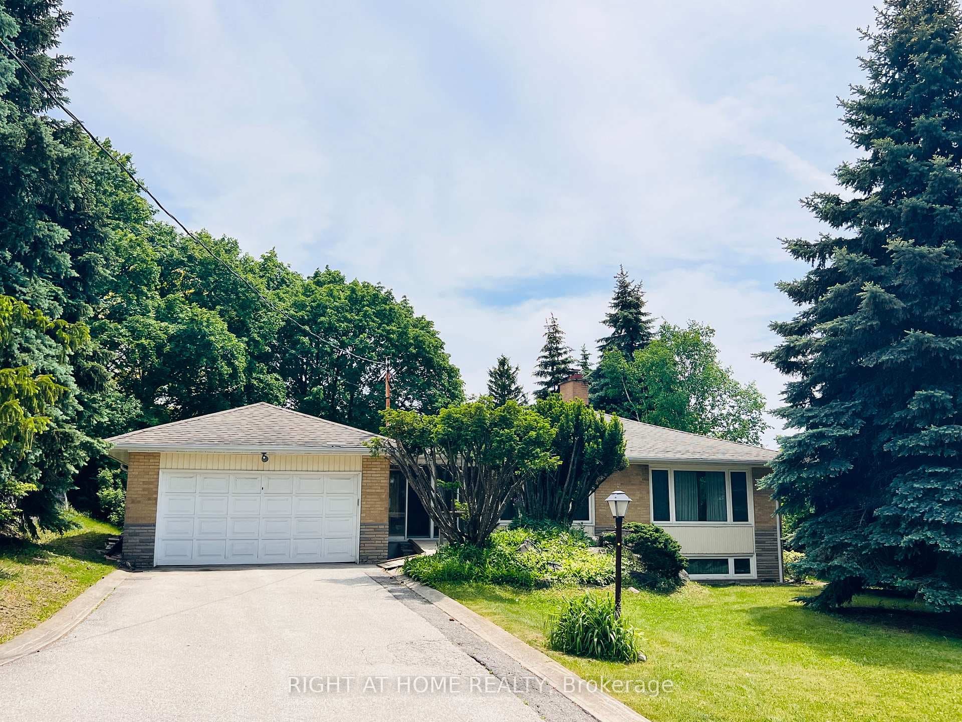 77 Riverside Boulevard, Vaughan, ON L4J 1J1