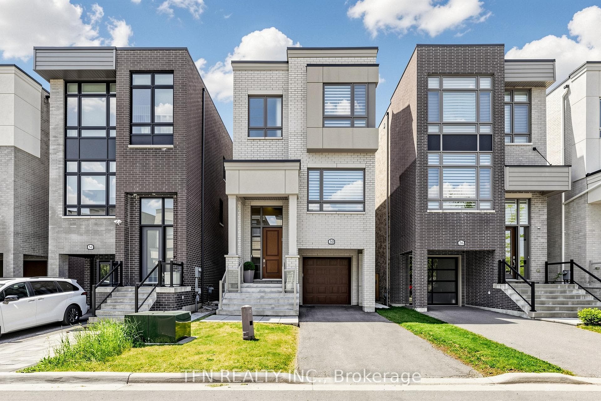 30 Hesperus Road, Vaughan, ON L4J 0K3
