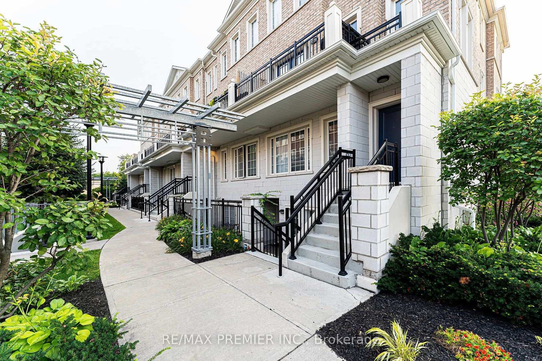26 Bruce Street B02, Vaughan, ON L4L 1J4