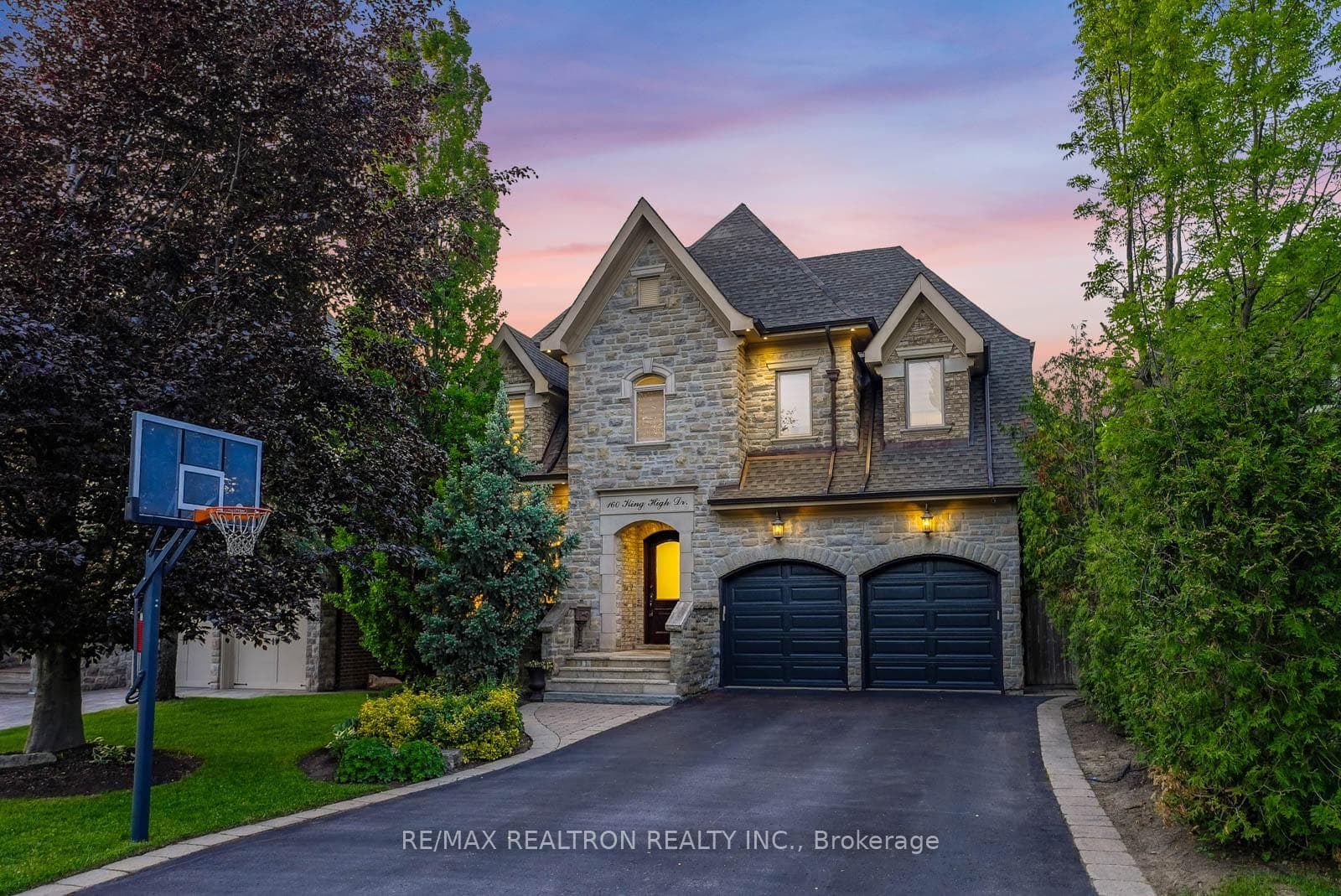160 King High Drive, Vaughan, ON L4J 3N5