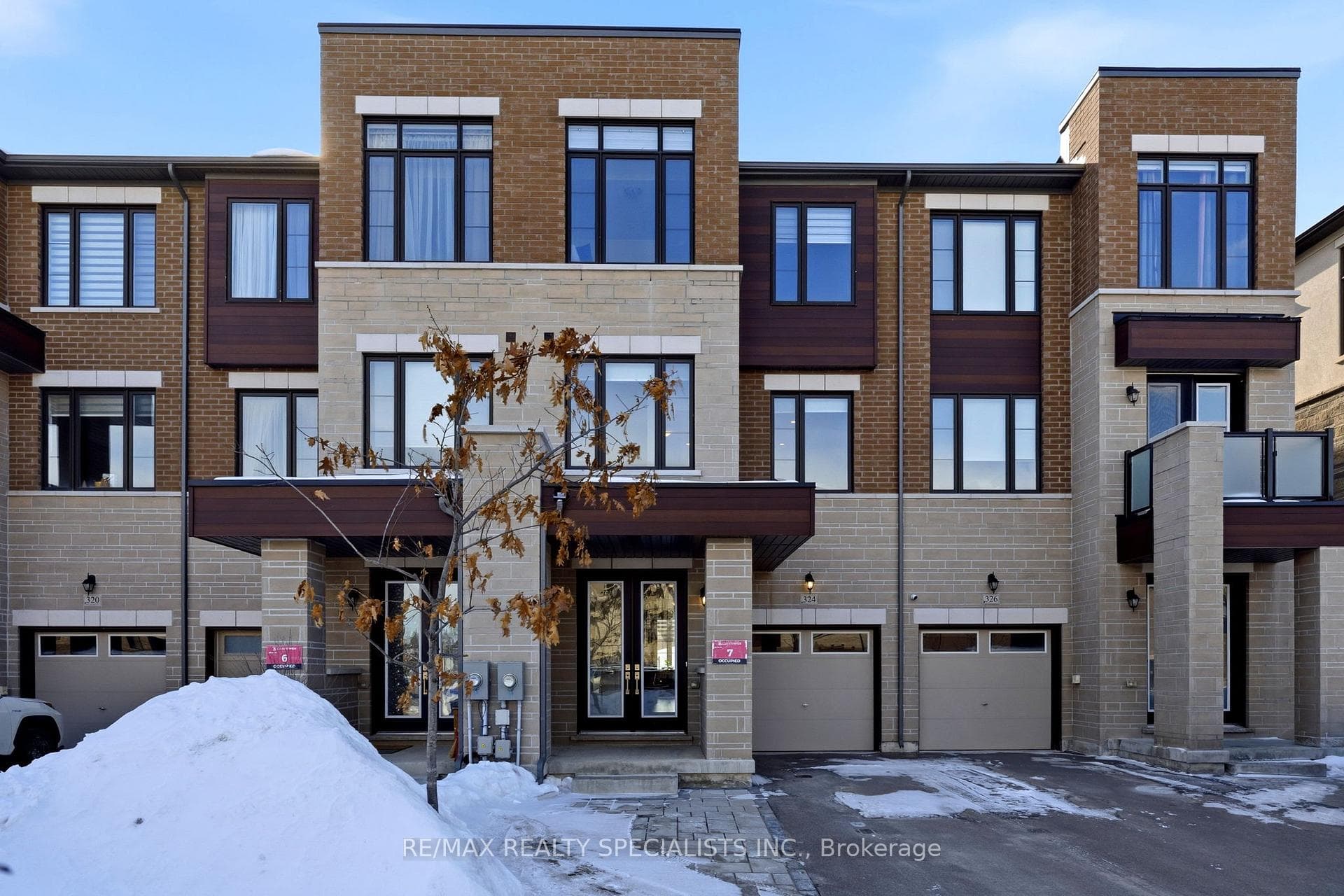 324 Laplante Street, Newmarket, ON L3X 0M8