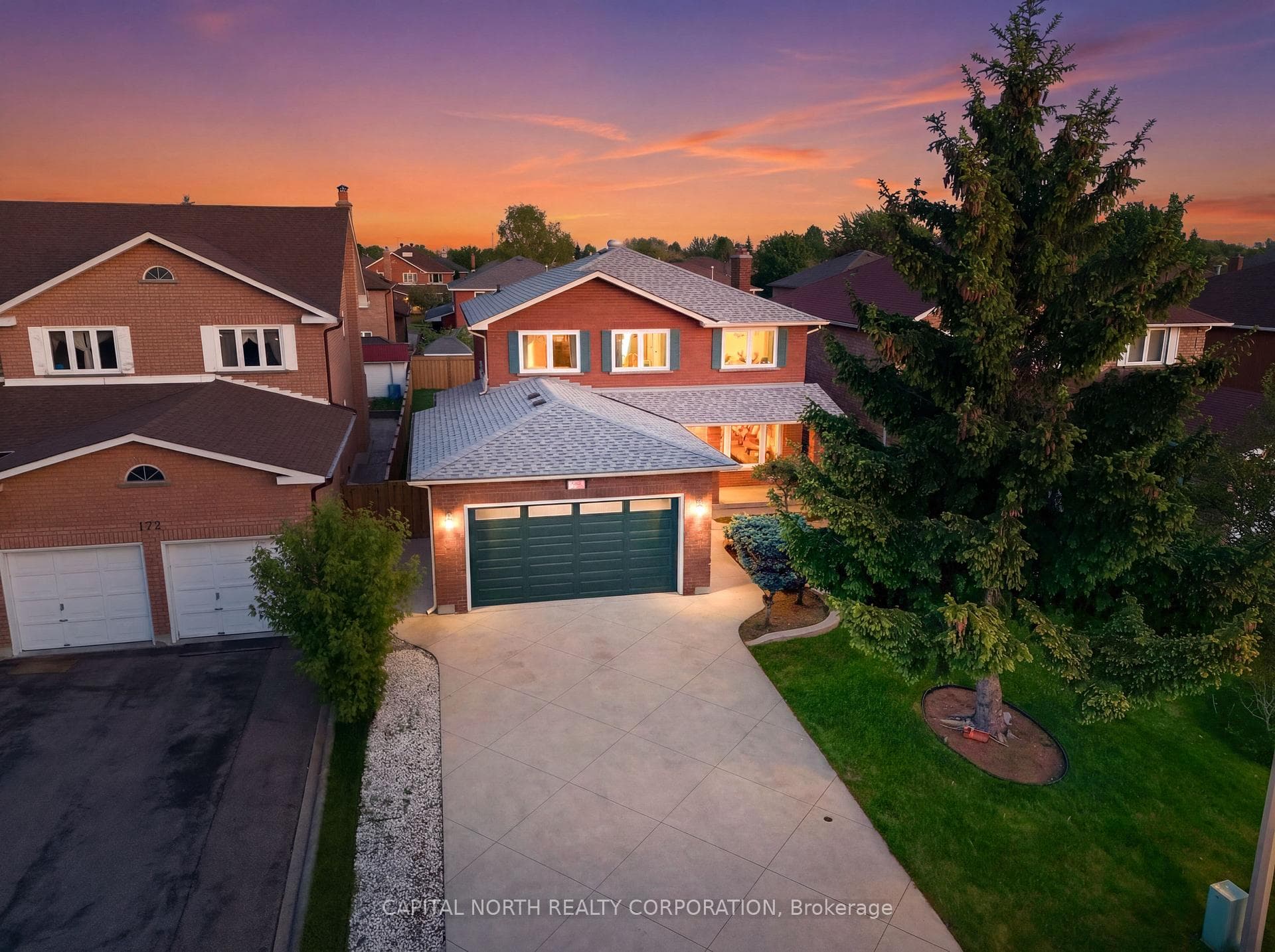 168 Valleyway Crescent, Vaughan, ON L6A 1K7