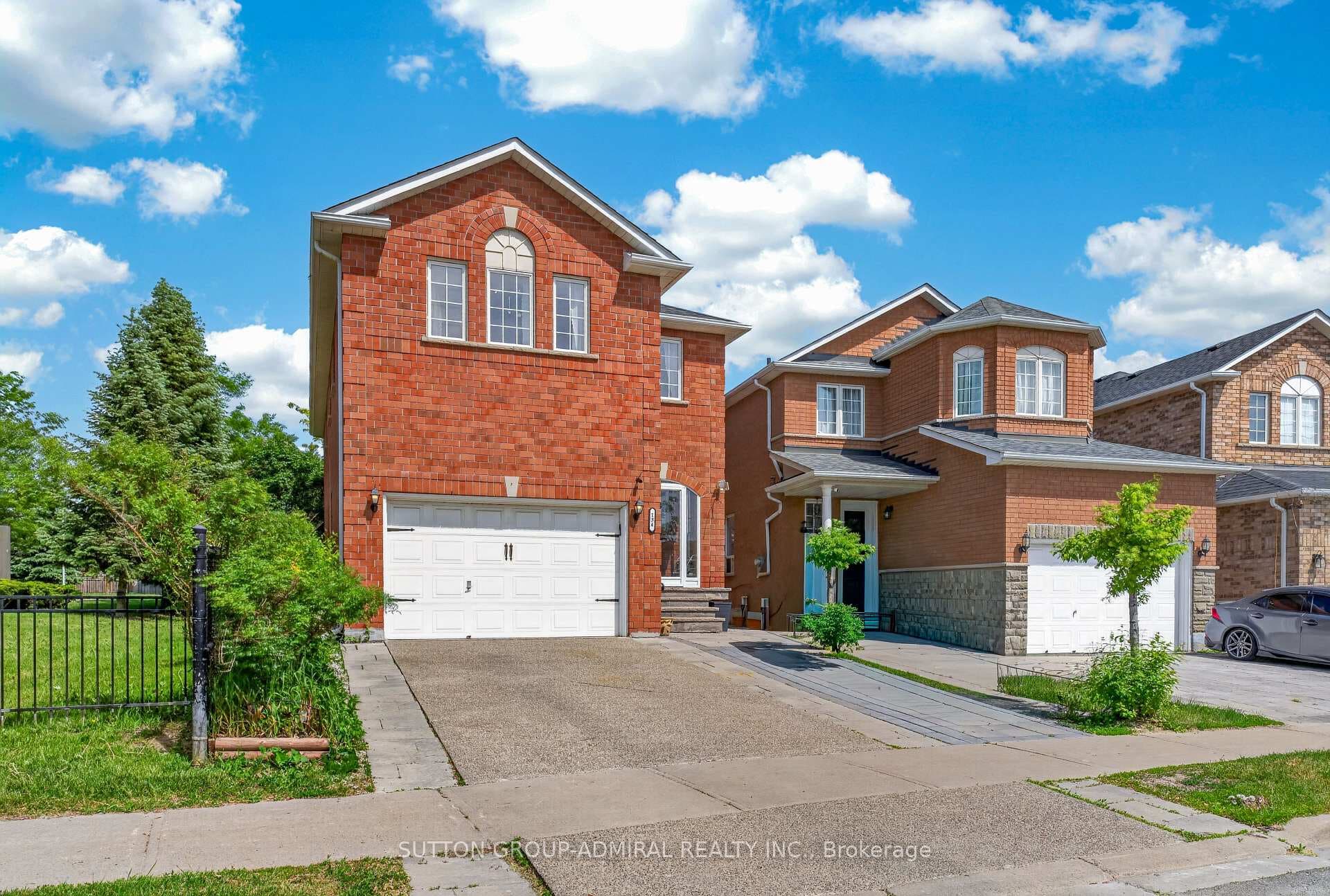 134 Purcell Crescent, Vaughan, ON L6A 3C6