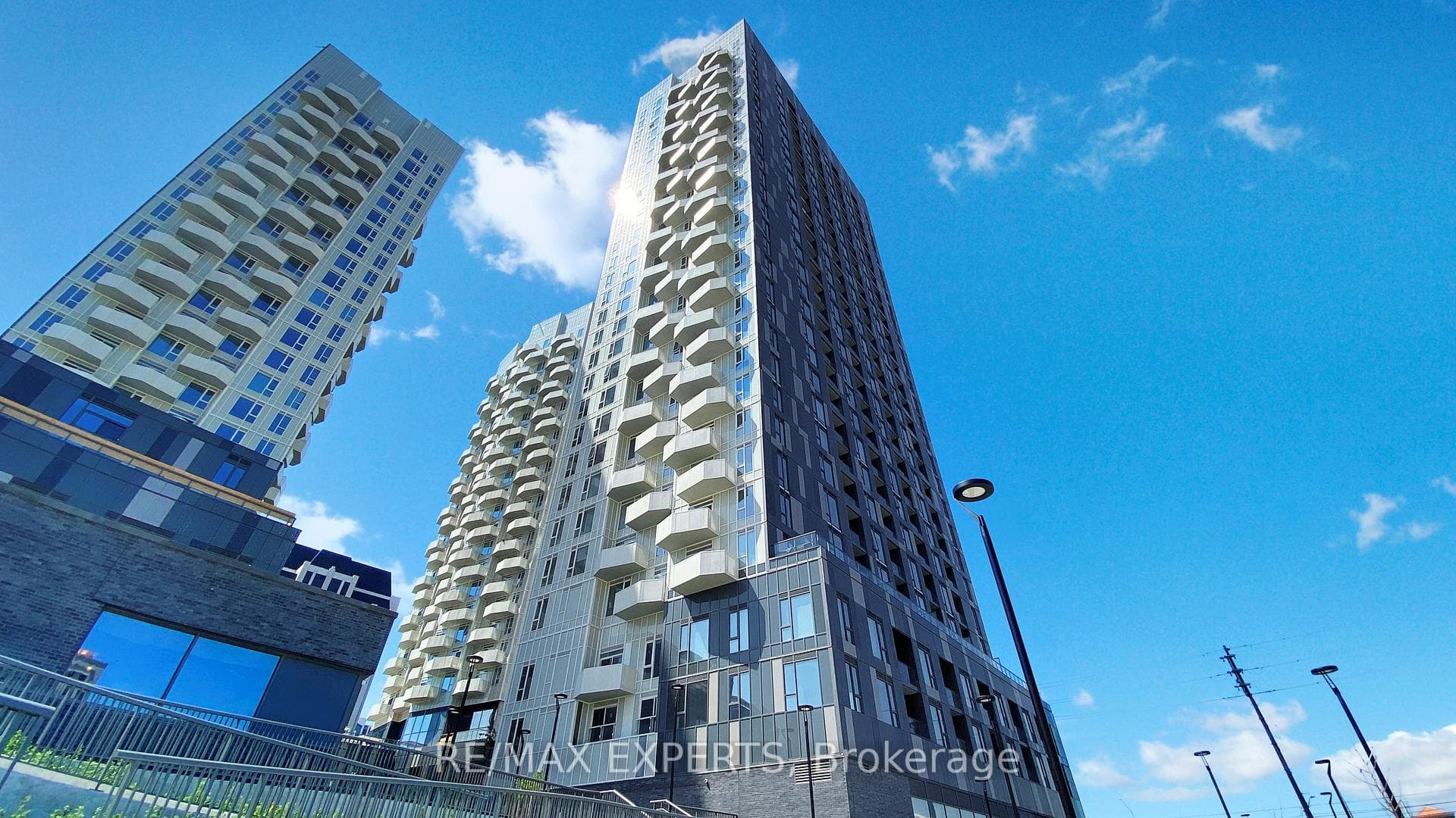 498 Caldari Road 618, Vaughan, ON L4K 0R6