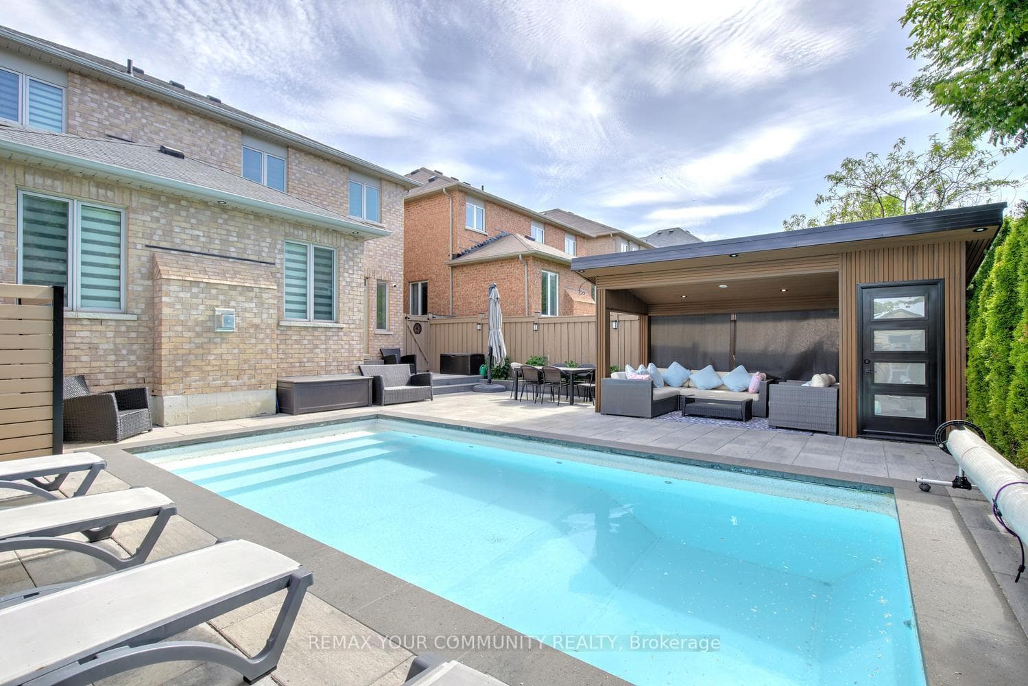 16 Muret Crescent, Vaughan, ON L6A 4S4