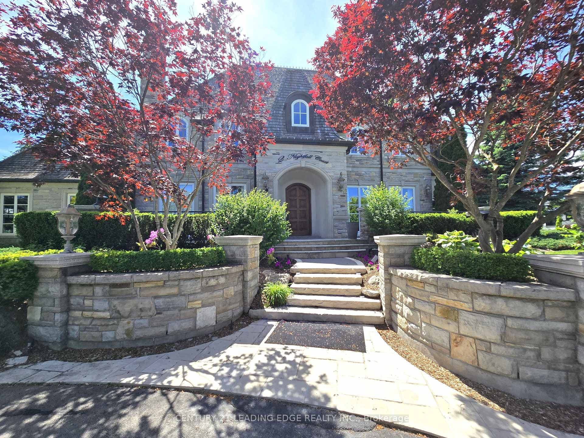 2 Nightfall Court, Vaughan, ON L0J 1C0