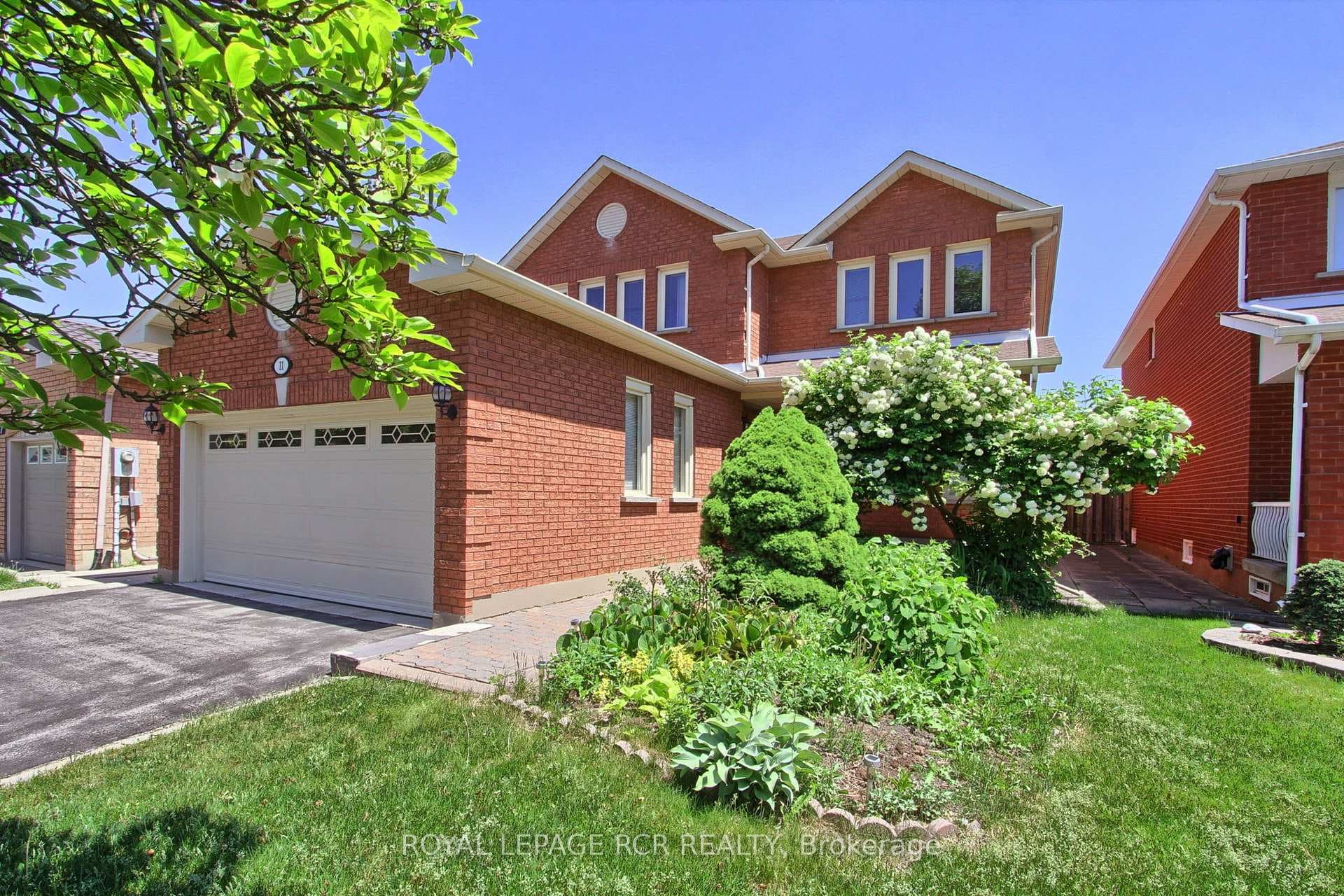 11 Zucchet Court, Vaughan, ON L4L 7M5