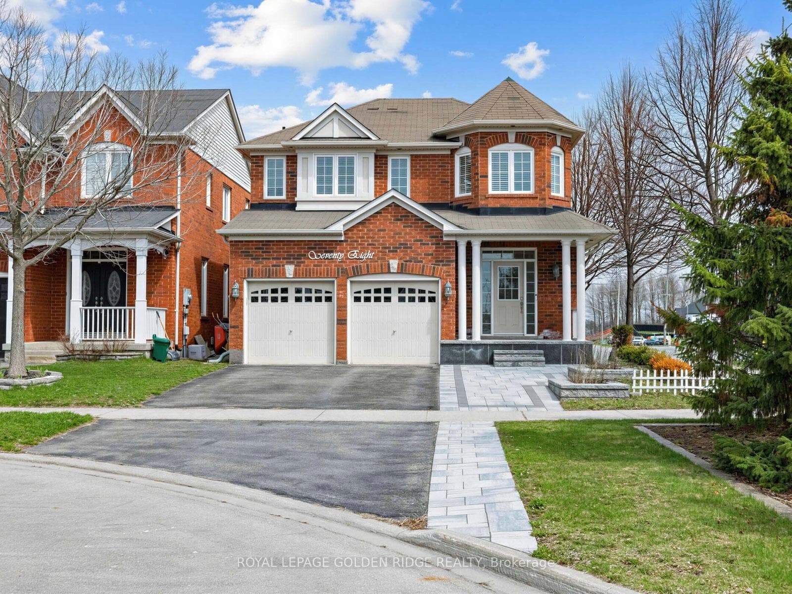 78 Bulmer Crescent, Newmarket, ON L3X 3K1
