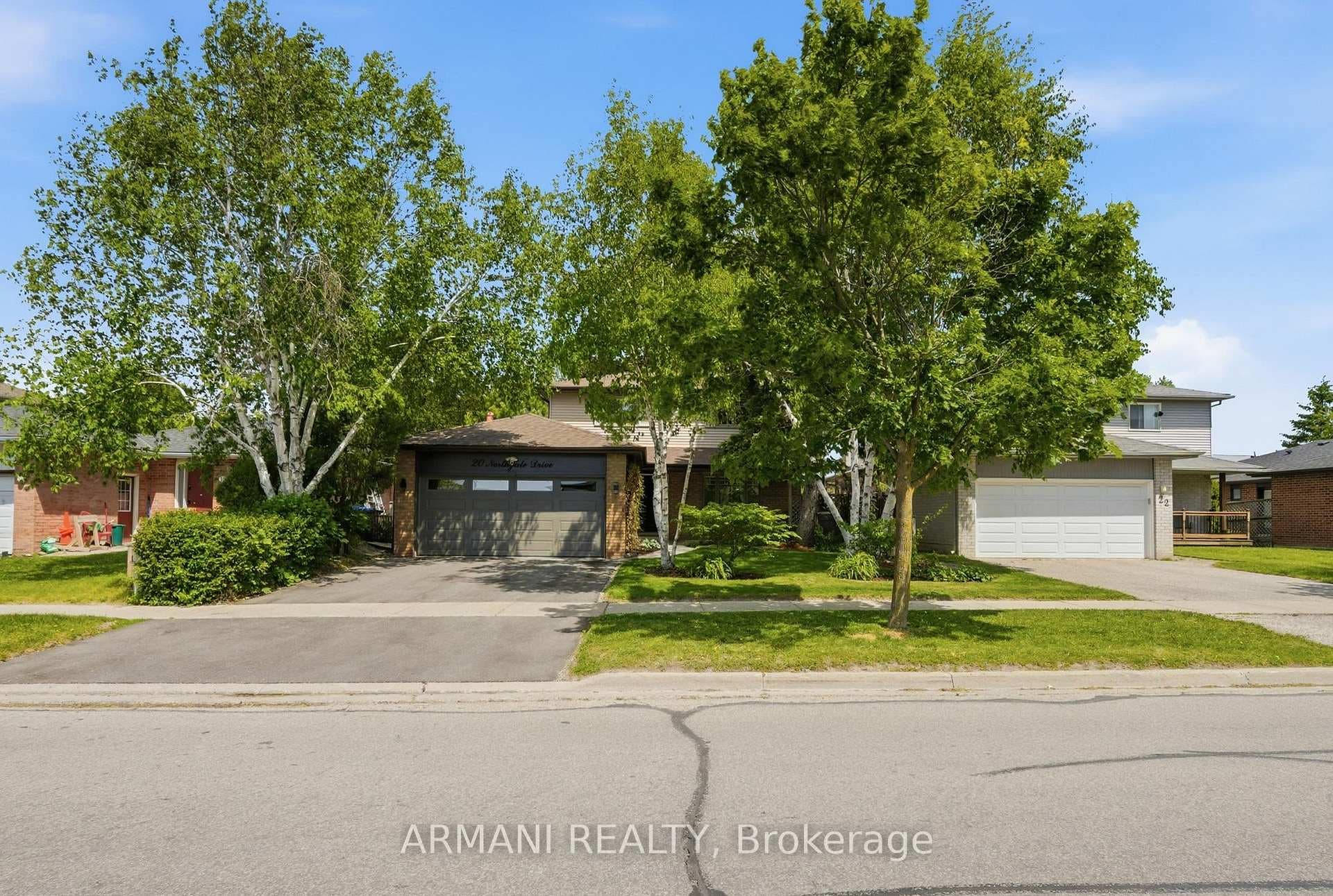 20 Northgate Drive, Bradford West Gwillimbury, ON L3Z 2H5