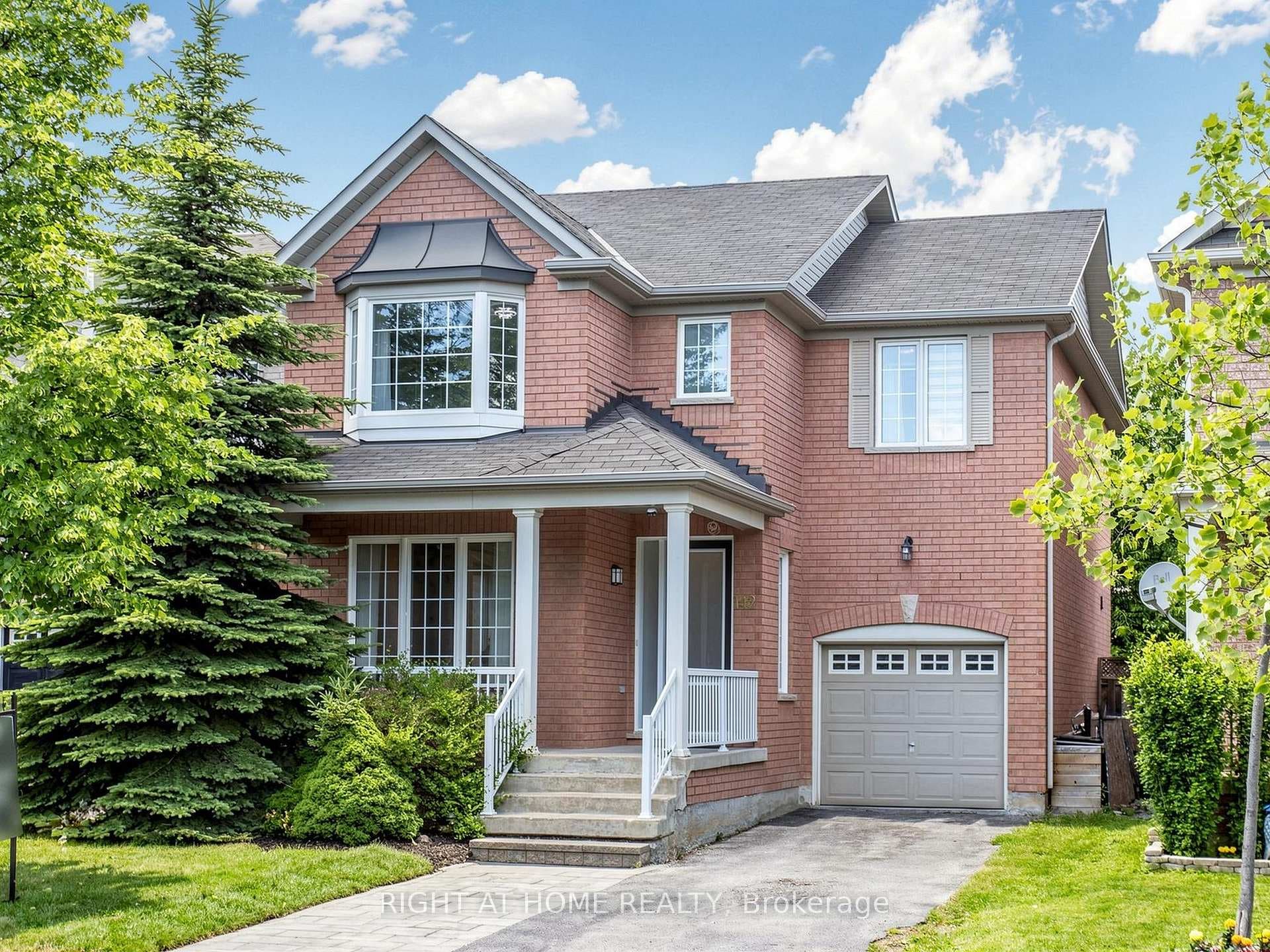142 Alfred Smith Way, Newmarket, ON L3X 3B9