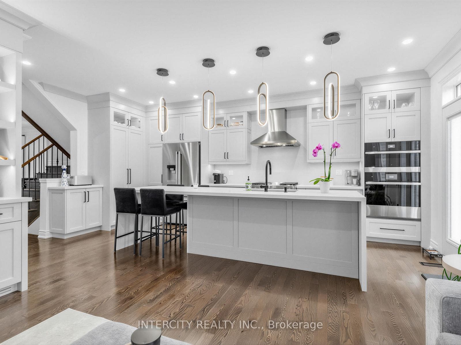 322 Moody Drive, Vaughan, ON L4H 3N5