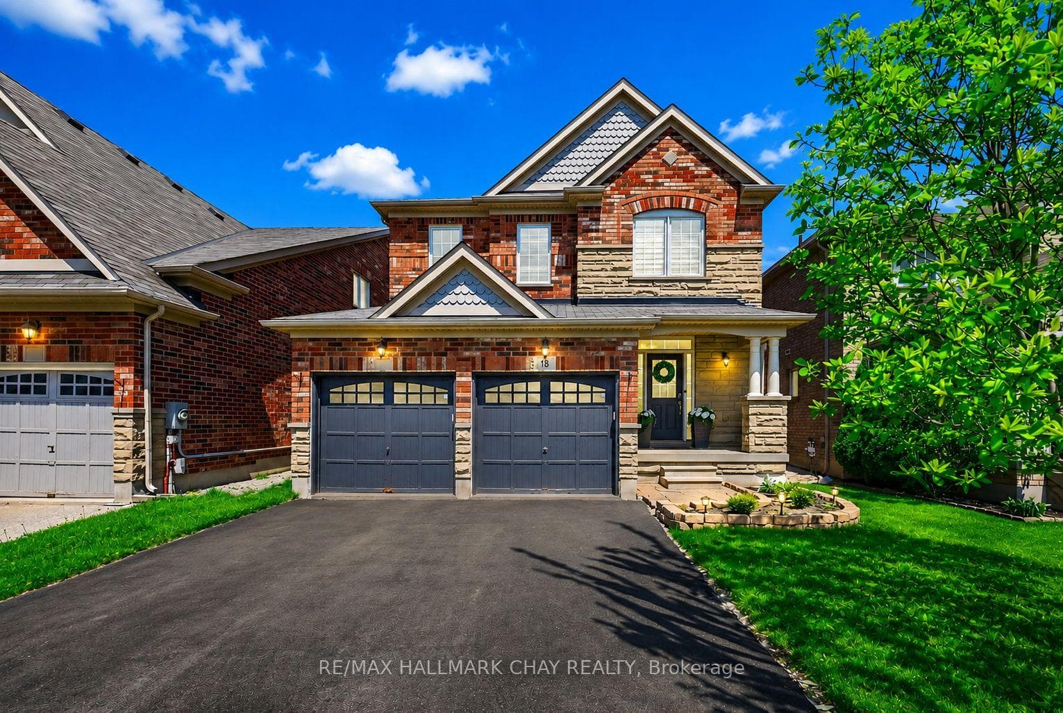 18 Corwin Drive, Bradford West Gwillimbury, ON L3Z 0E7