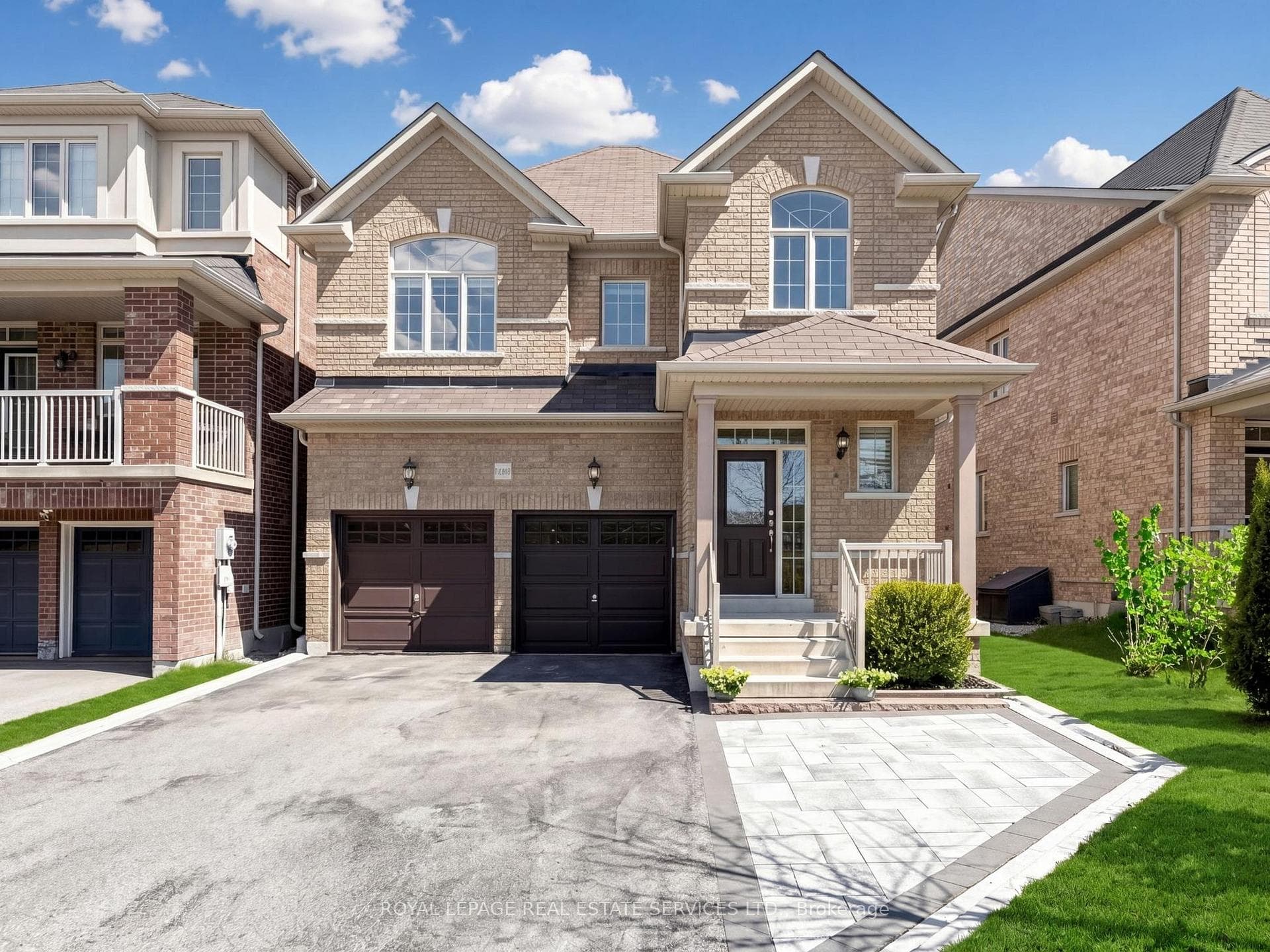 1158 Atkins Drive, Newmarket, ON L3X 0A6
