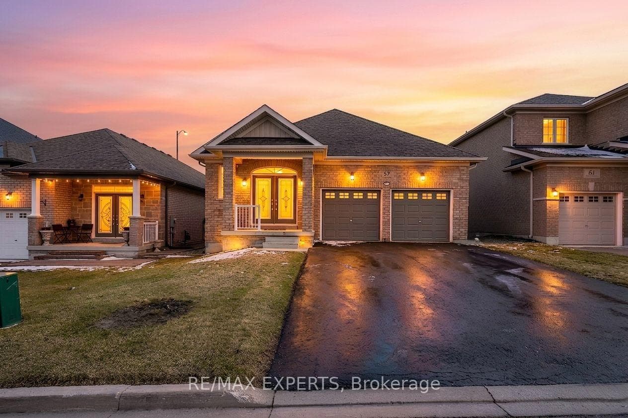 57 Hopkins Crescent N, Bradford West Gwillimbury, ON L3Z 0R7