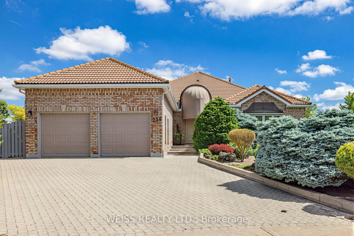 238 Bourbon Street, Vaughan, ON L4L 6Z2