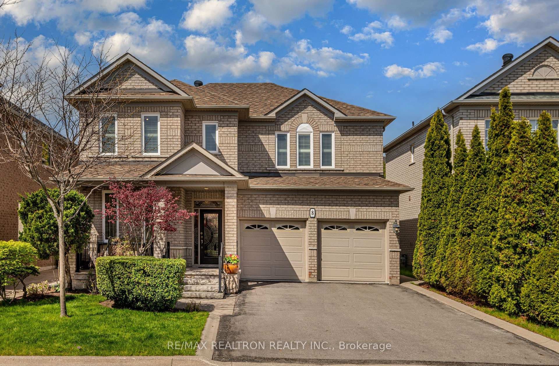8 Forecastle Road, Vaughan, ON L4K 5J3