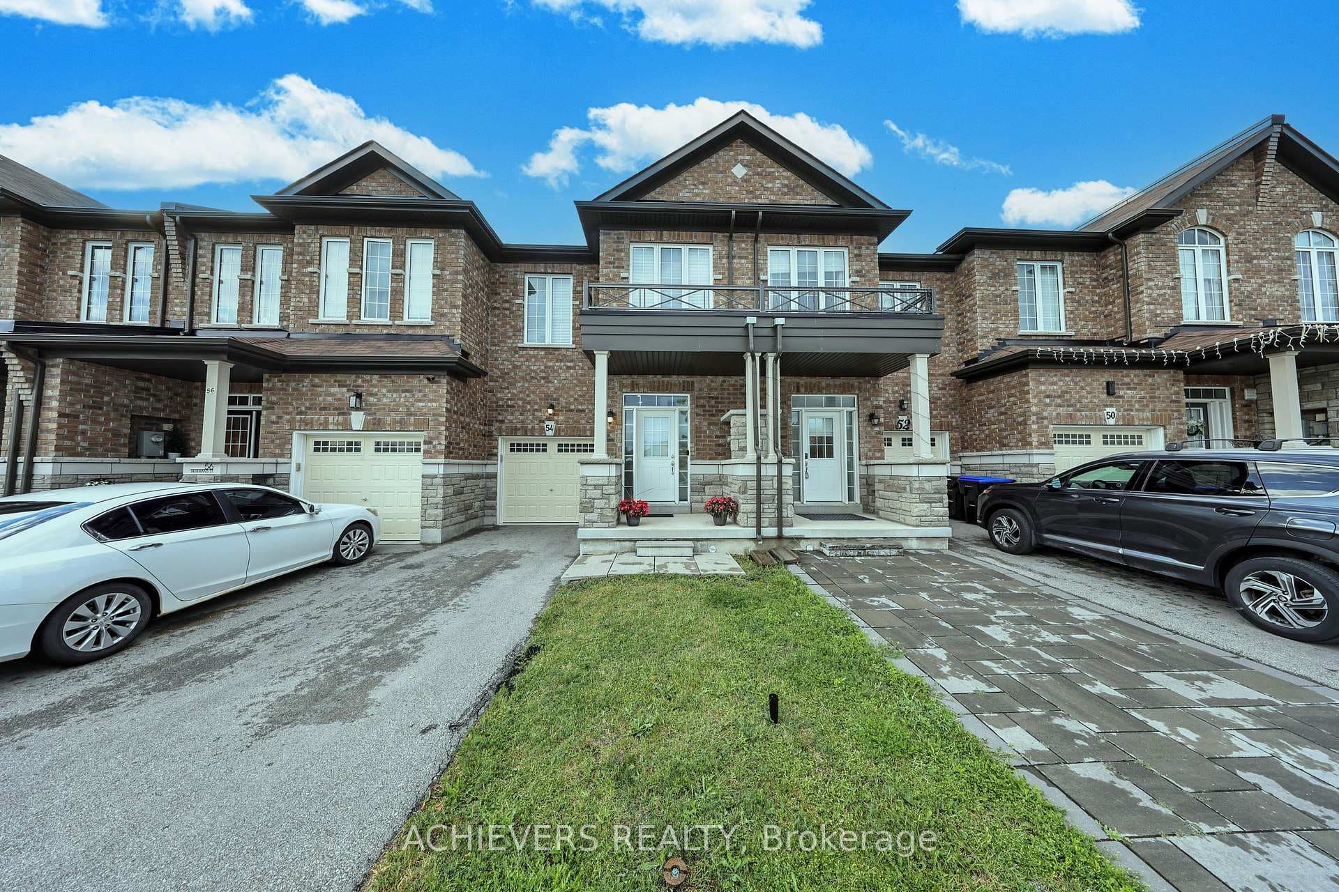 54 Veterans Street, Bradford West Gwillimbury, ON L3A 4L4