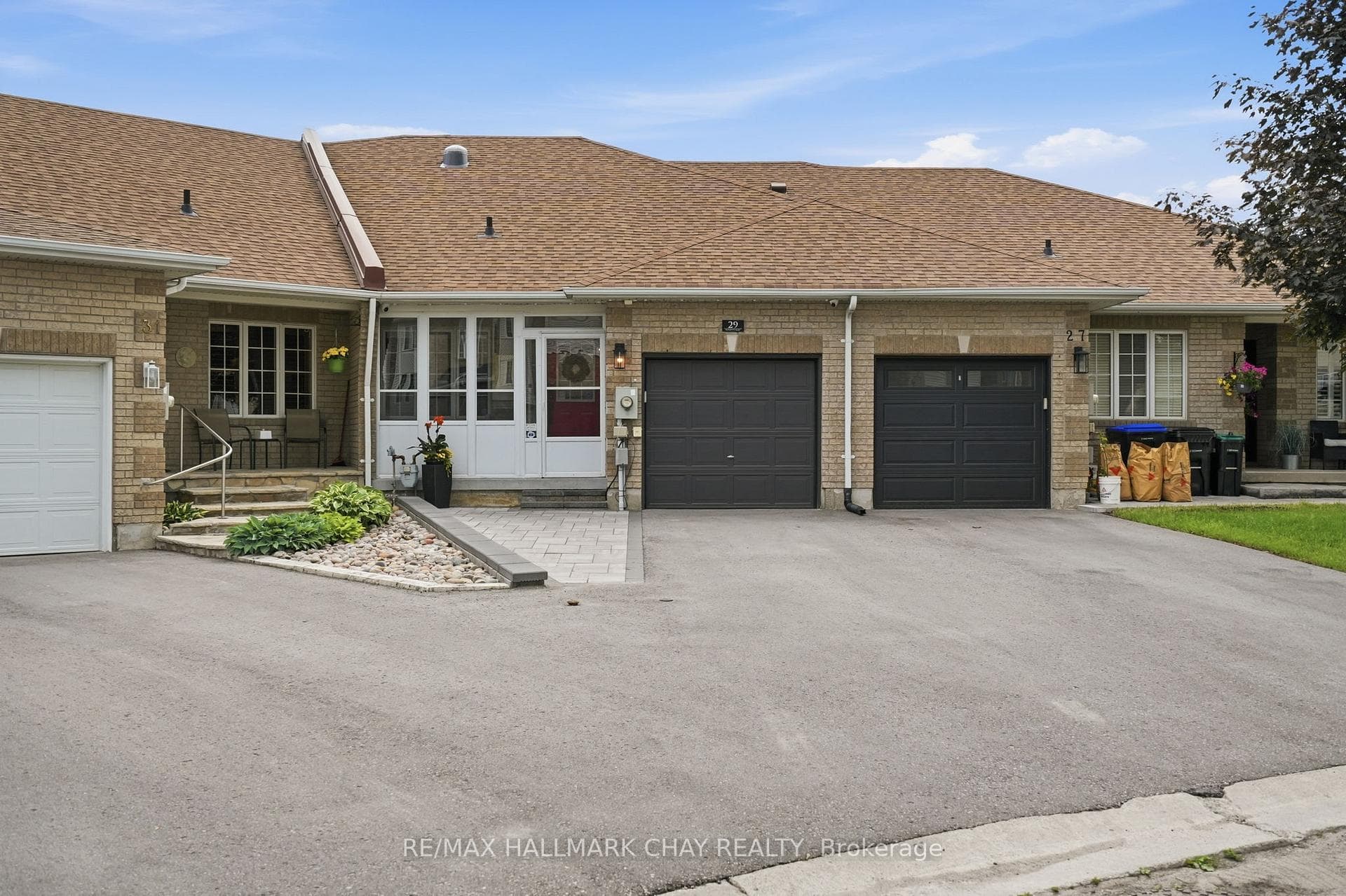 29 Natale Court, Bradford West Gwillimbury, ON L3Z 3J3