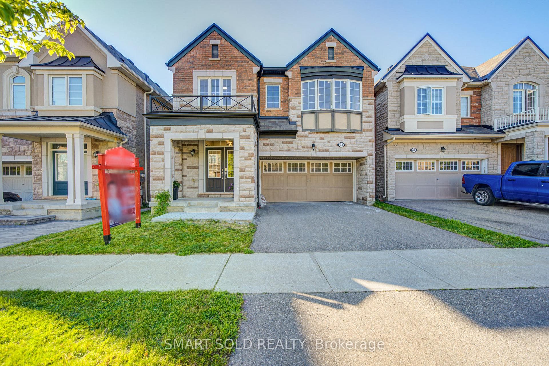 38 Crockart Lane, Aurora, ON L3X 1V9
