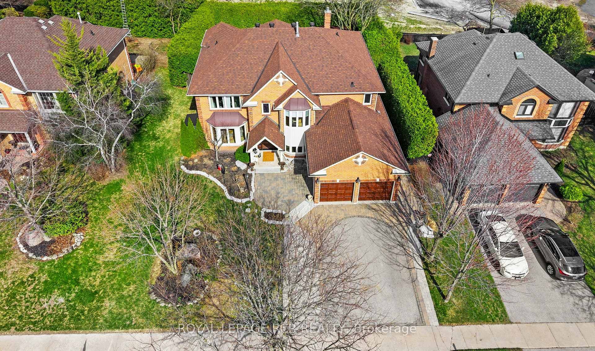 409 Alex Doner Drive, Newmarket, ON L3X 1C6