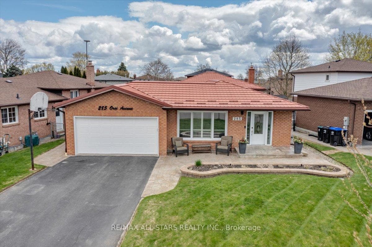 285 Orsi Avenue, Bradford West Gwillimbury, ON L3Z 1B8