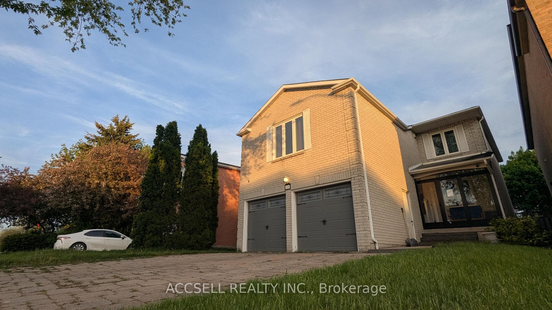 19 Joseph Aaron Boulevard, Vaughan, ON L4J 6J2