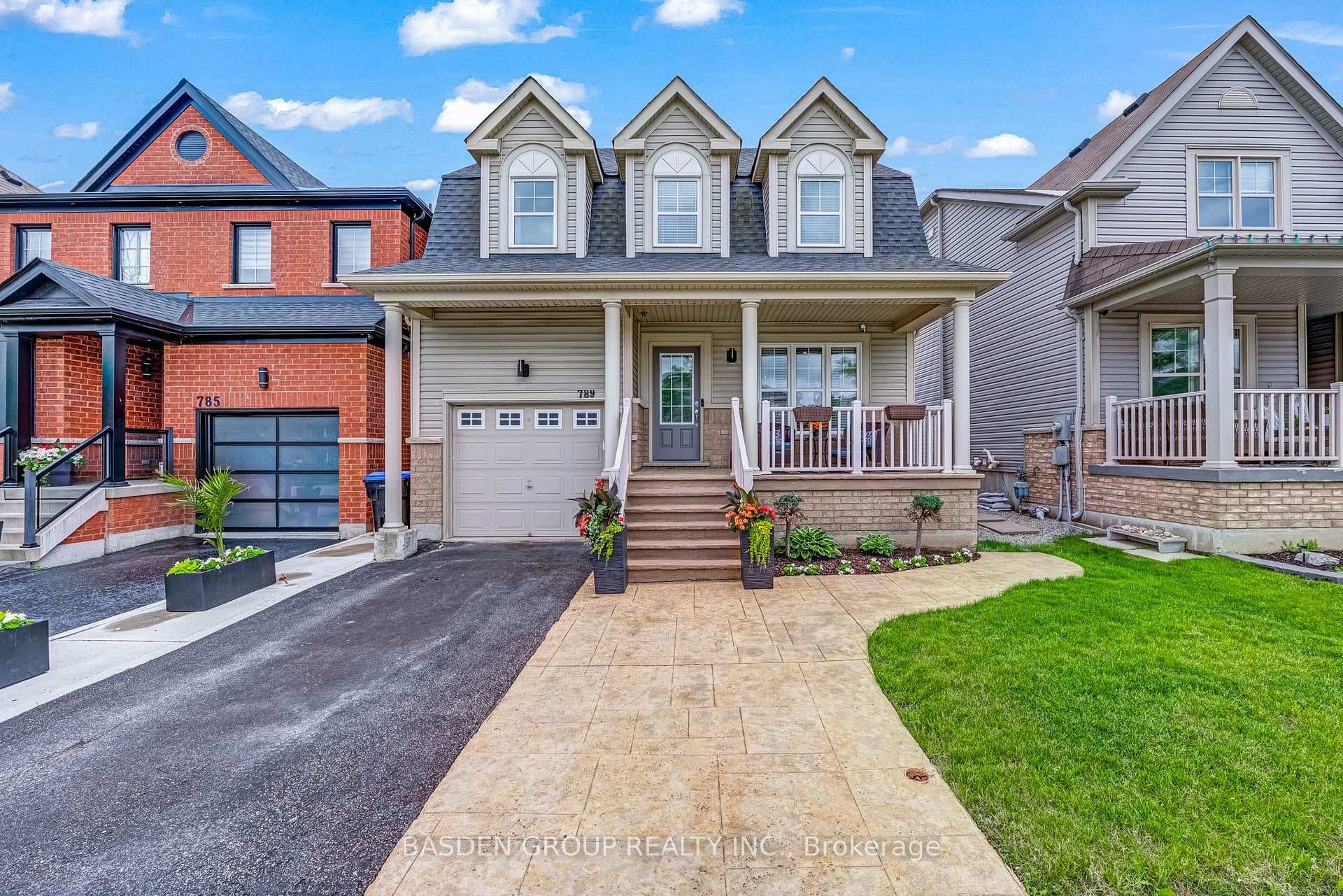 789 Miller Park Avenue, Bradford West Gwillimbury, ON L3Z 0L8