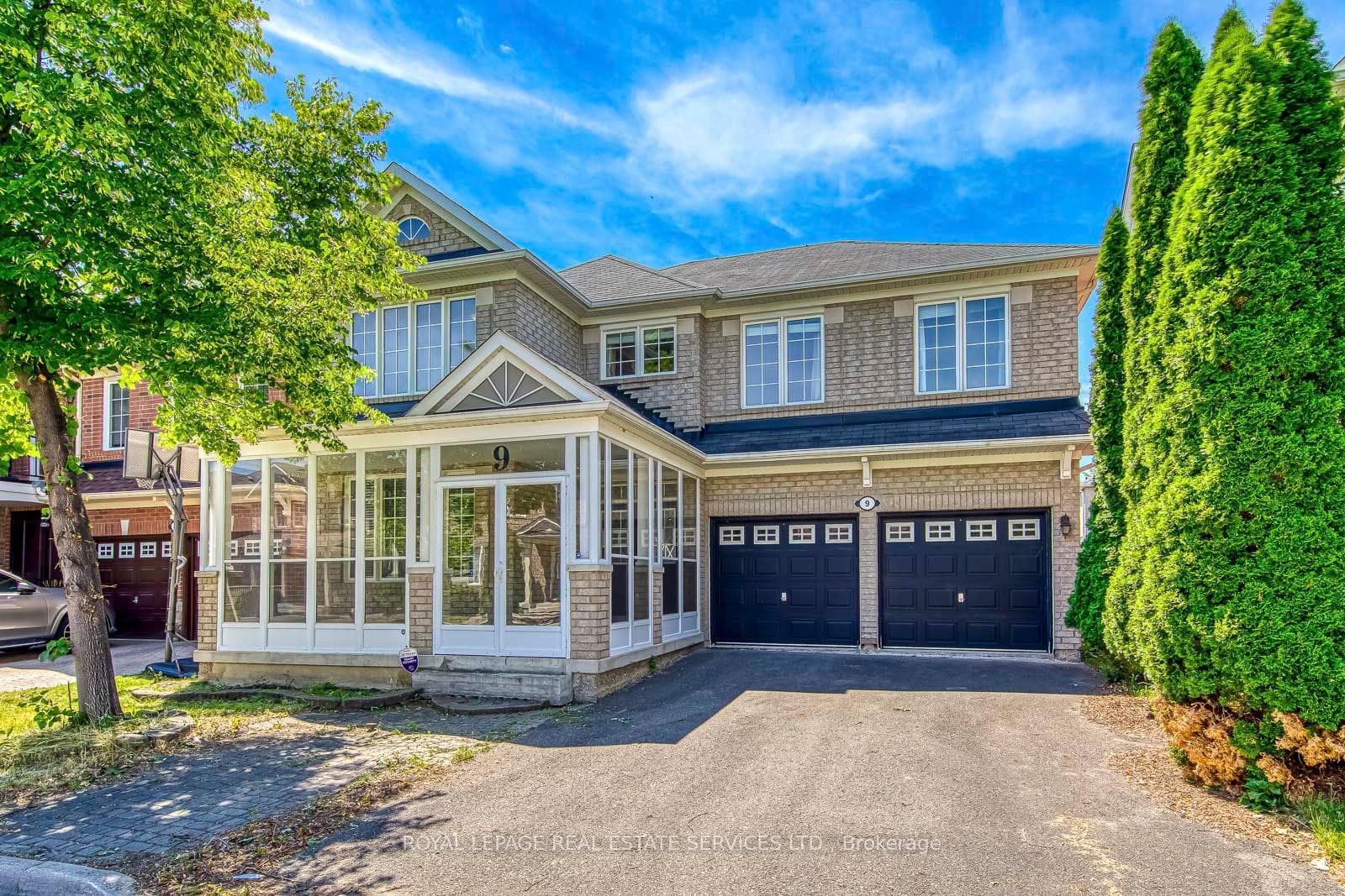 9 Barnstone Drive, Markham, ON L6E 2B4