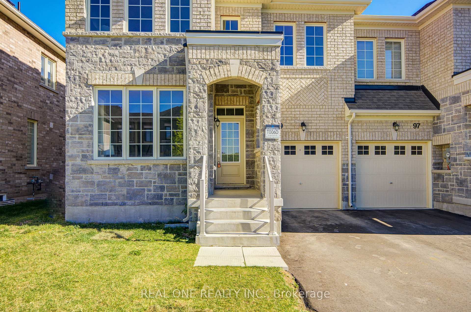 99 Kenneth Rogers Crescent, East Gwillimbury, ON L9N 1S5