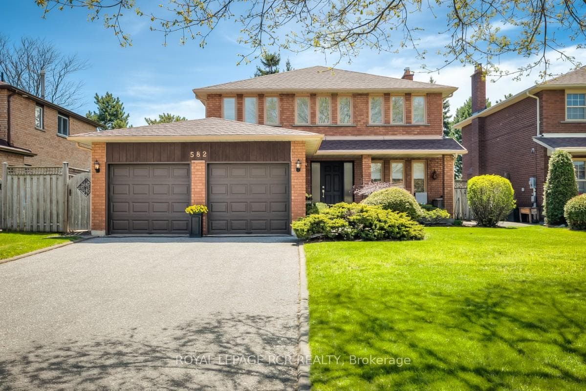 582 Millard Street, Whitchurch-Stouffville, ON L4A 7Y4