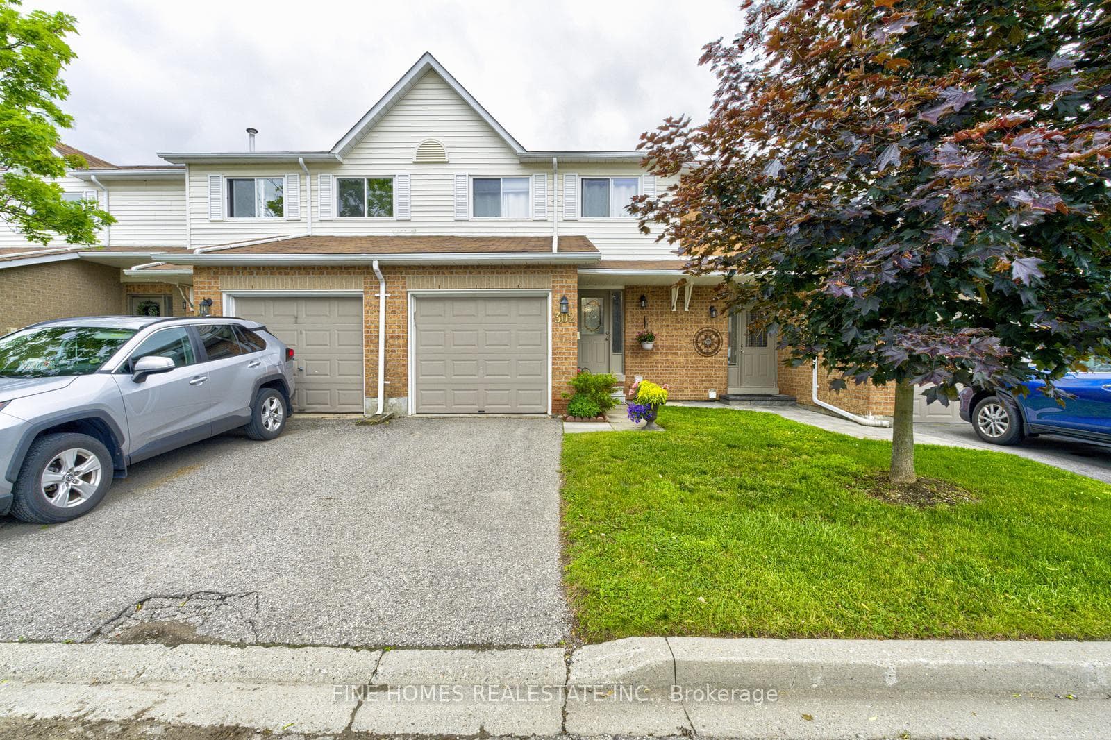 302 Maciver Boulevard, Newmarket, ON L3X 1Y4