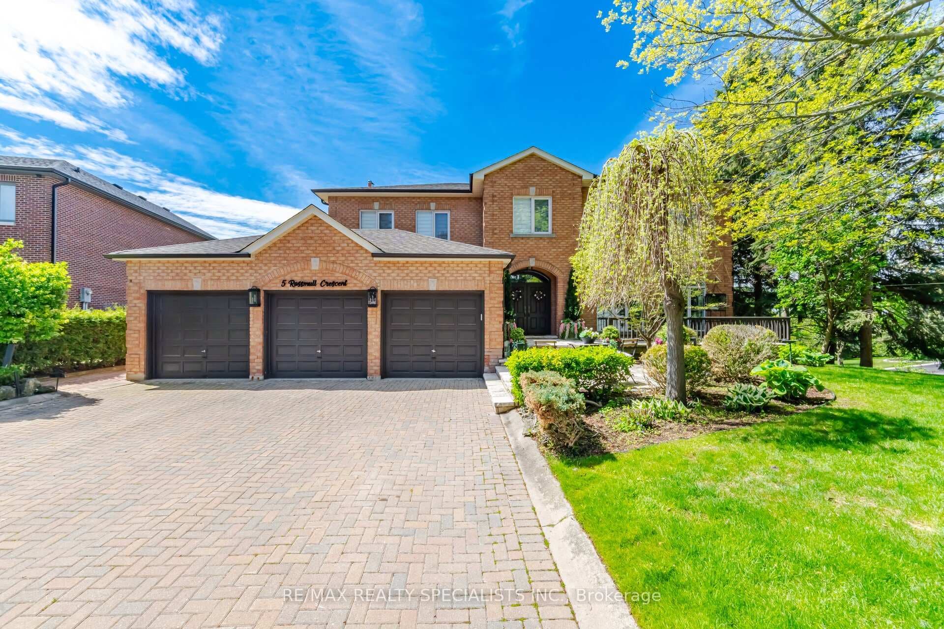 5 Rossmull Crescent, Vaughan, ON L4L 7C8