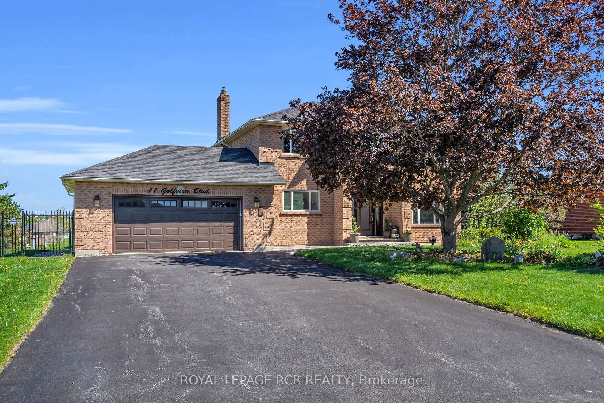 11 Golfview Boulevard, Bradford West Gwillimbury, ON L3Z 3Z1