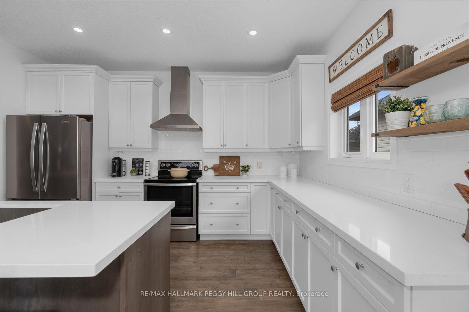 2967 Earl Street, Innisfil, ON L9S 3E2