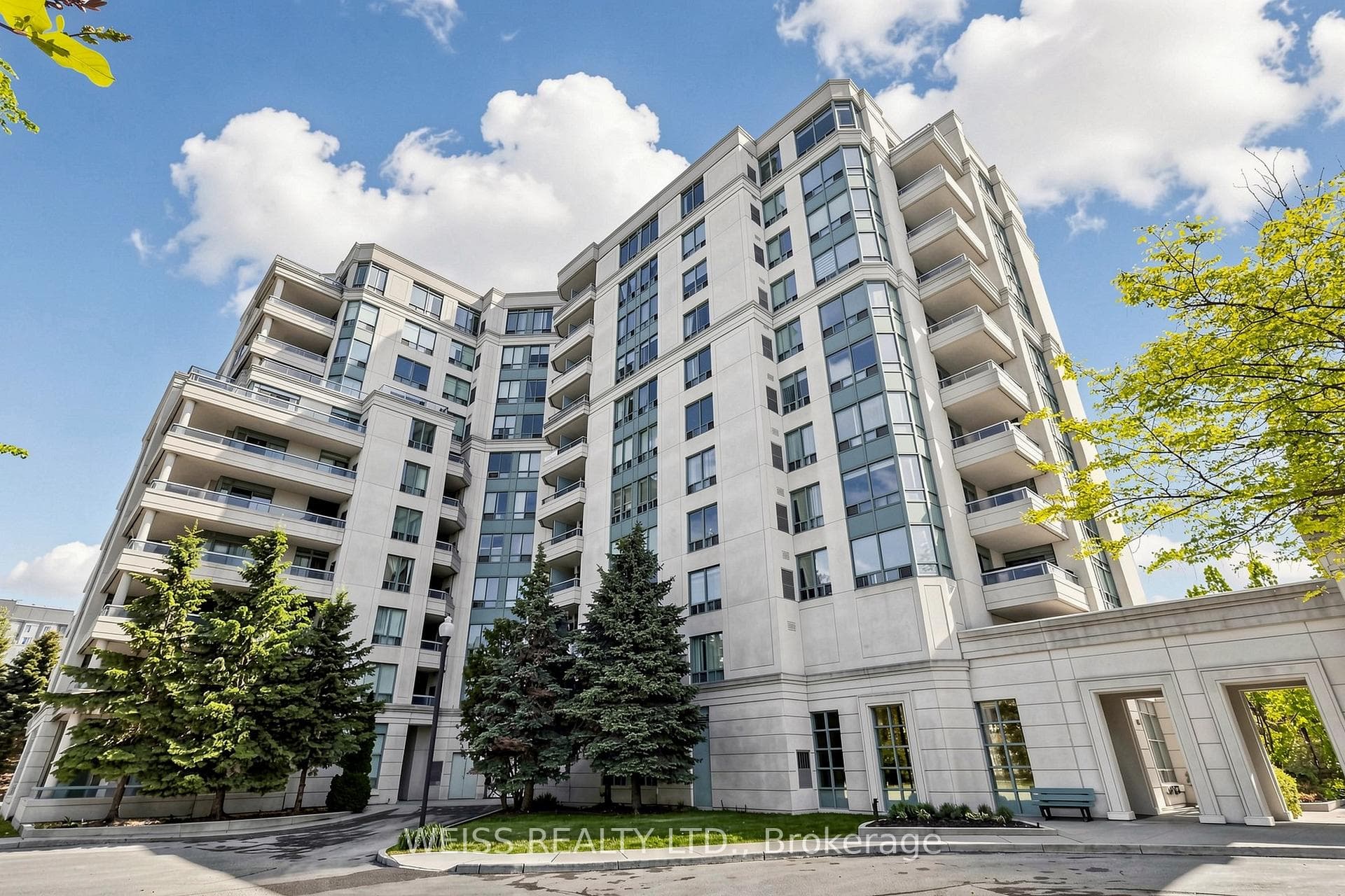5 Emerald Lane 710, Vaughan, ON L4J 8P7