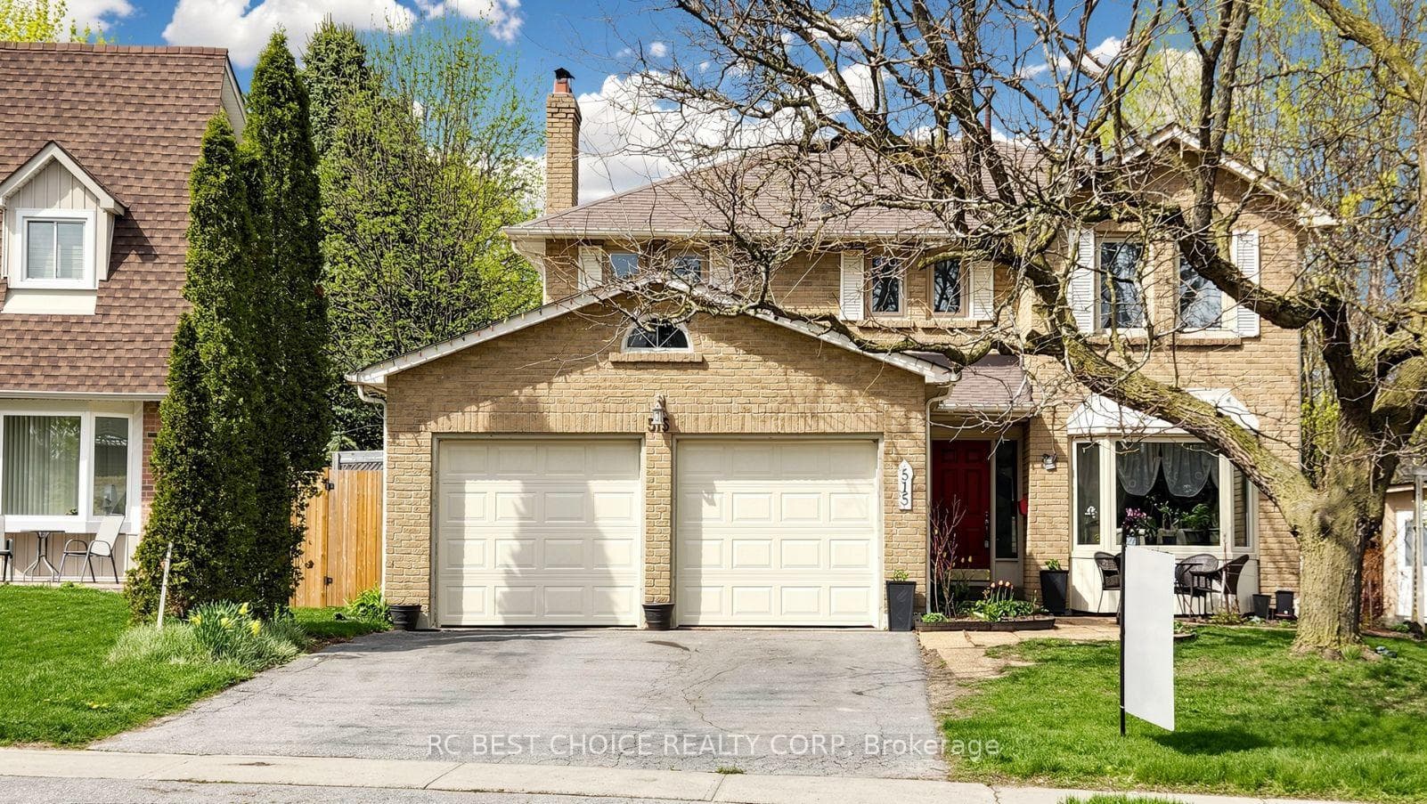 515 London Road, Newmarket, ON L3Y 6E4