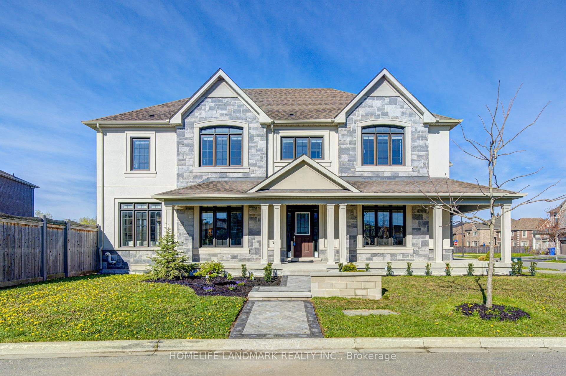 7 Deer Pass Road, East Gwillimbury, ON L9N 0S5
